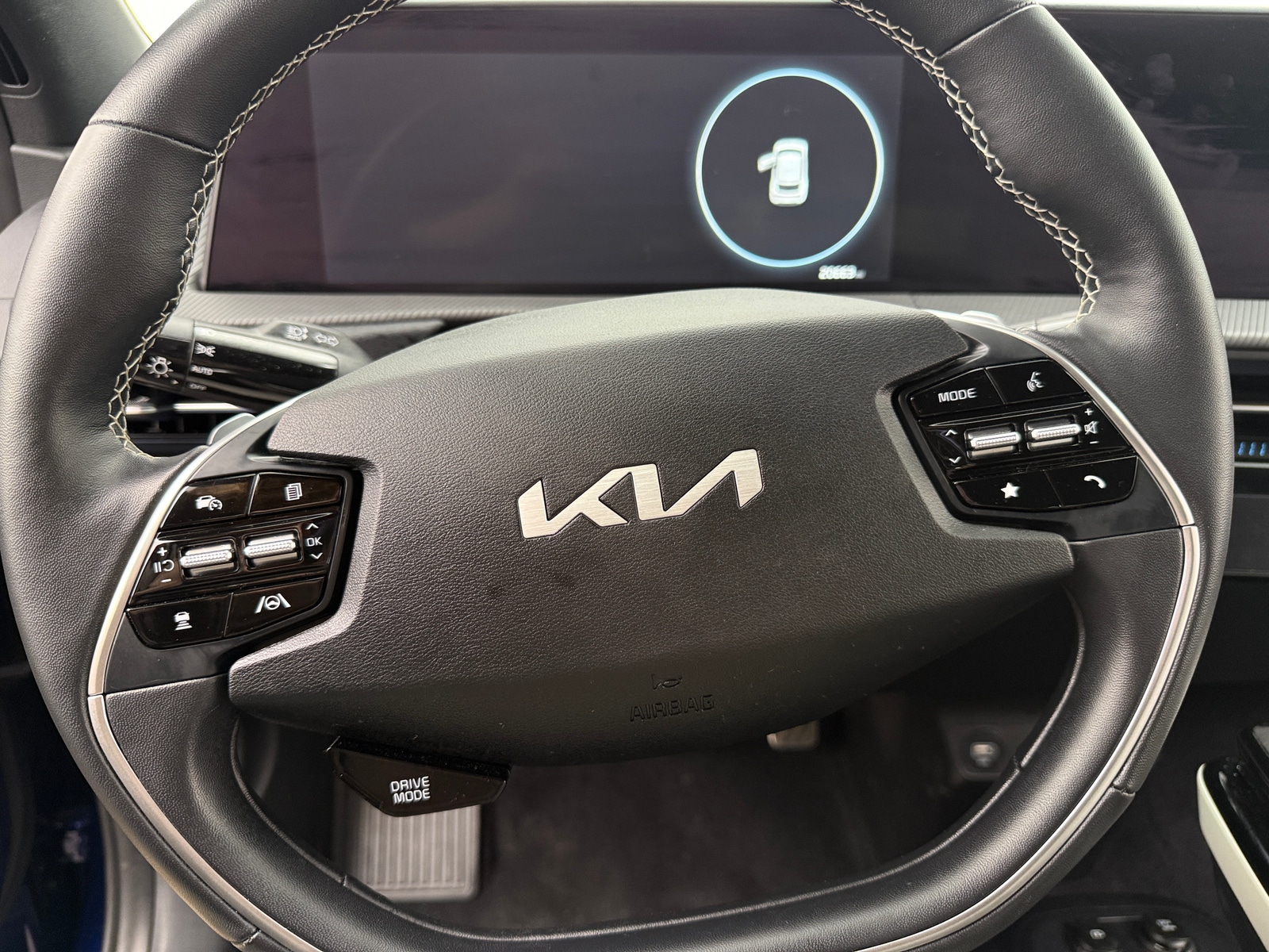 Thumbnail: 2023 Kia EV6 - 5