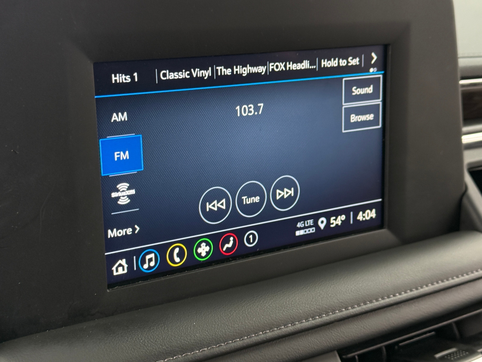 Thumbnail: 2023 Chevrolet Suburban - 4