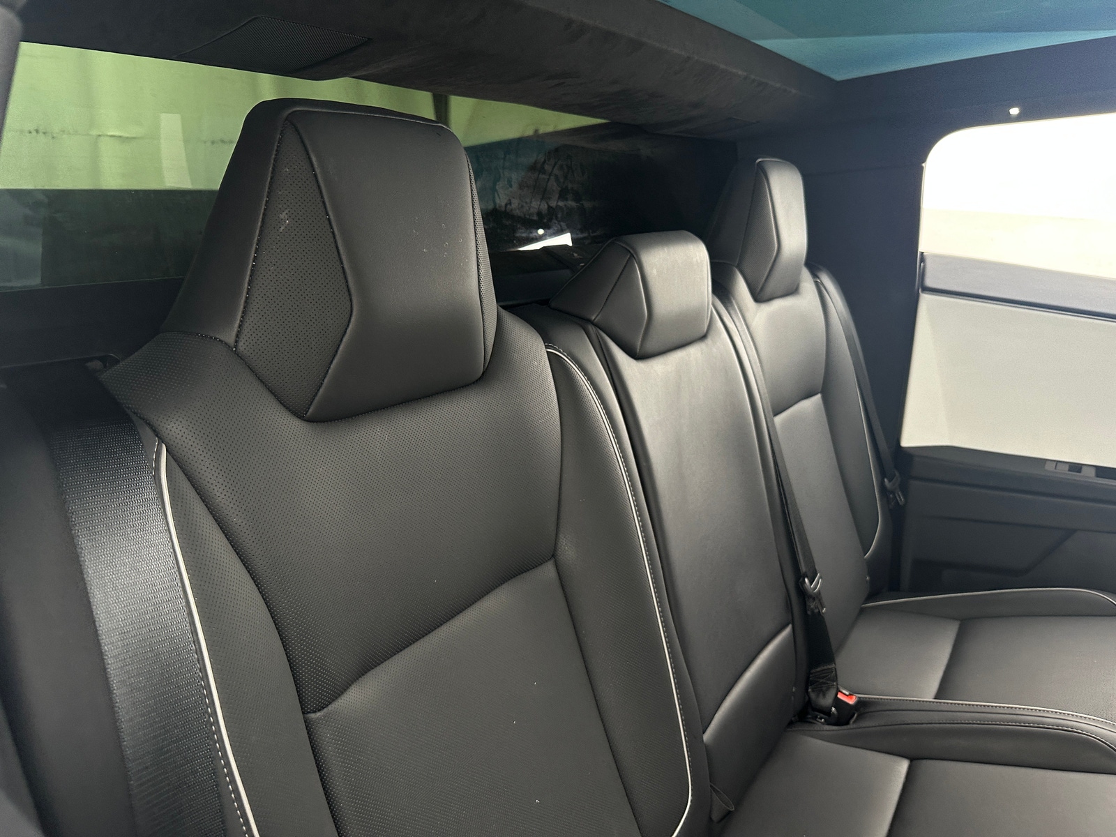 Thumbnail: 2024 Tesla Cybertruck - 5