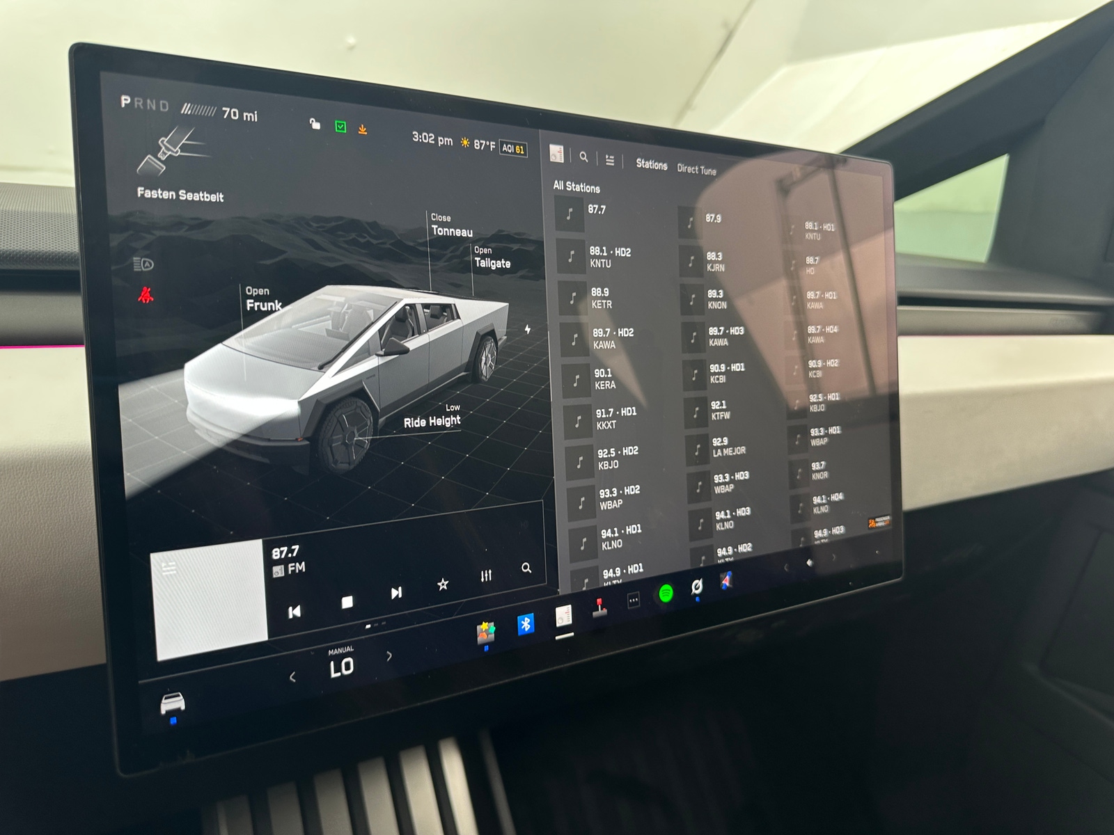 Thumbnail: 2024 Tesla Cybertruck - 3