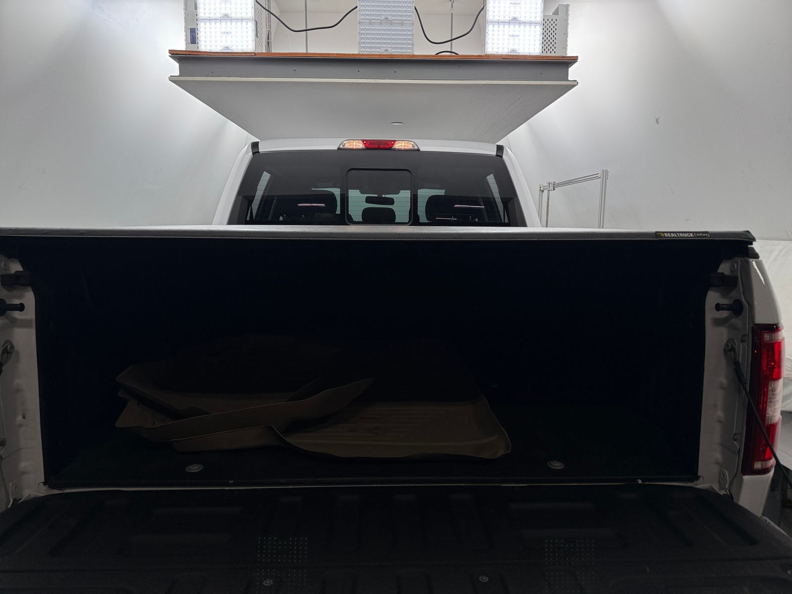 Thumbnail: 2020 Ford Econoline - 7