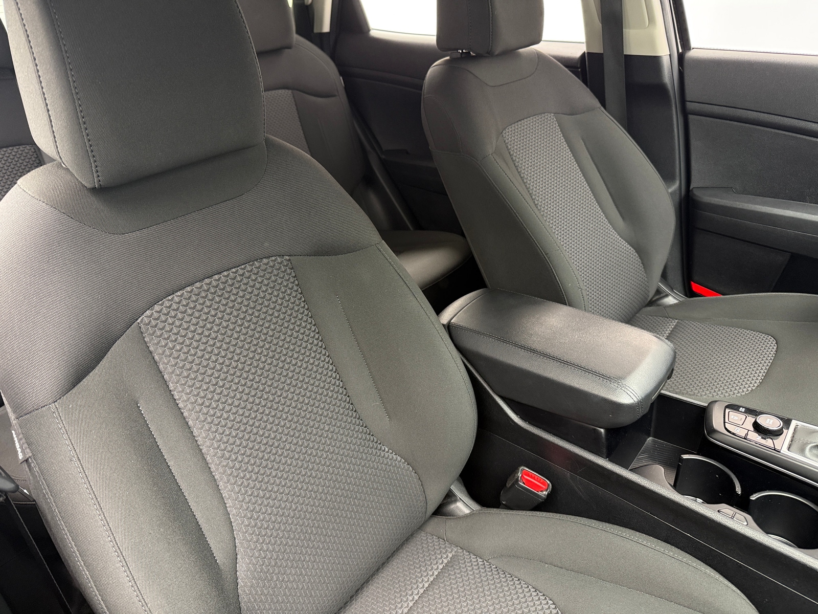 Thumbnail: 2025 Kia Sportage - 2