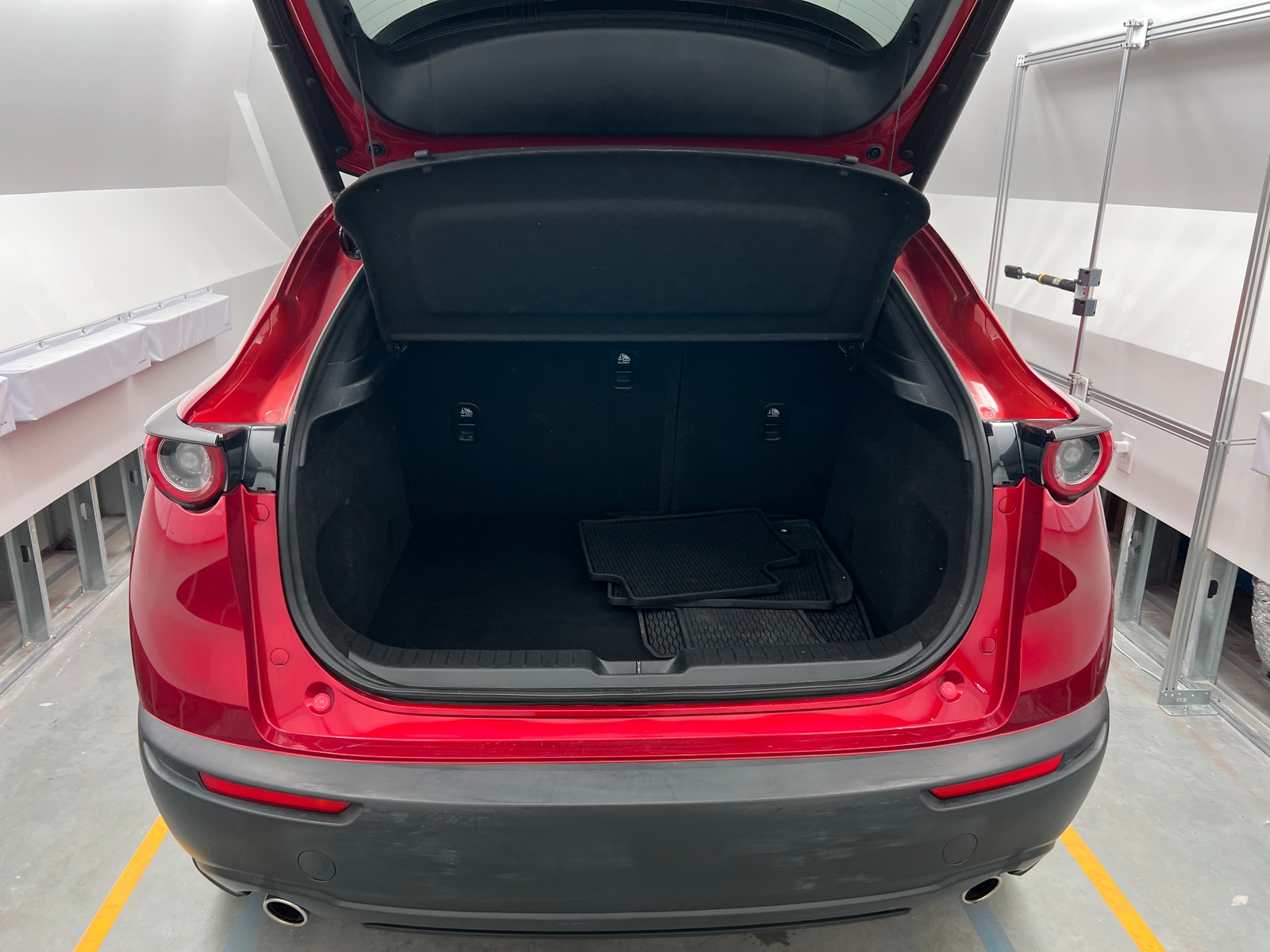 Thumbnail: 2022 Mazda CX-30 - 6