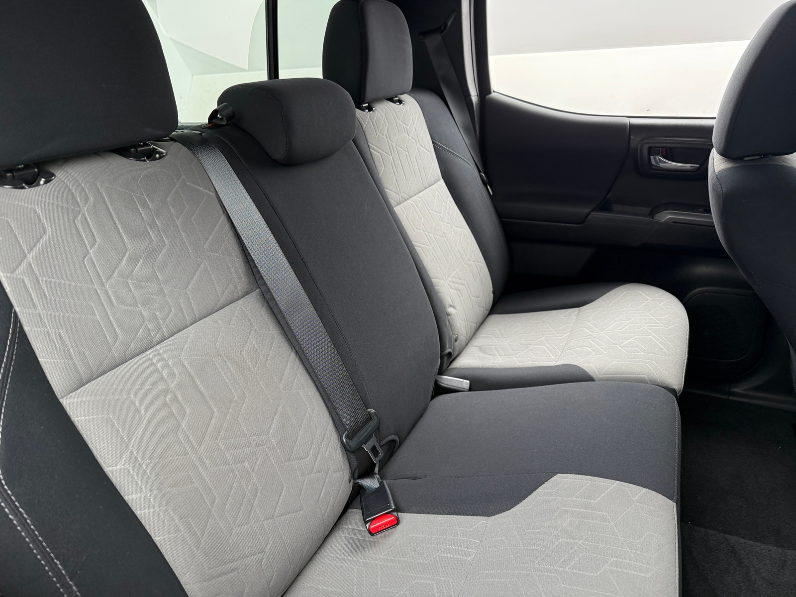 Thumbnail: 2020 Toyota Tacoma - 6