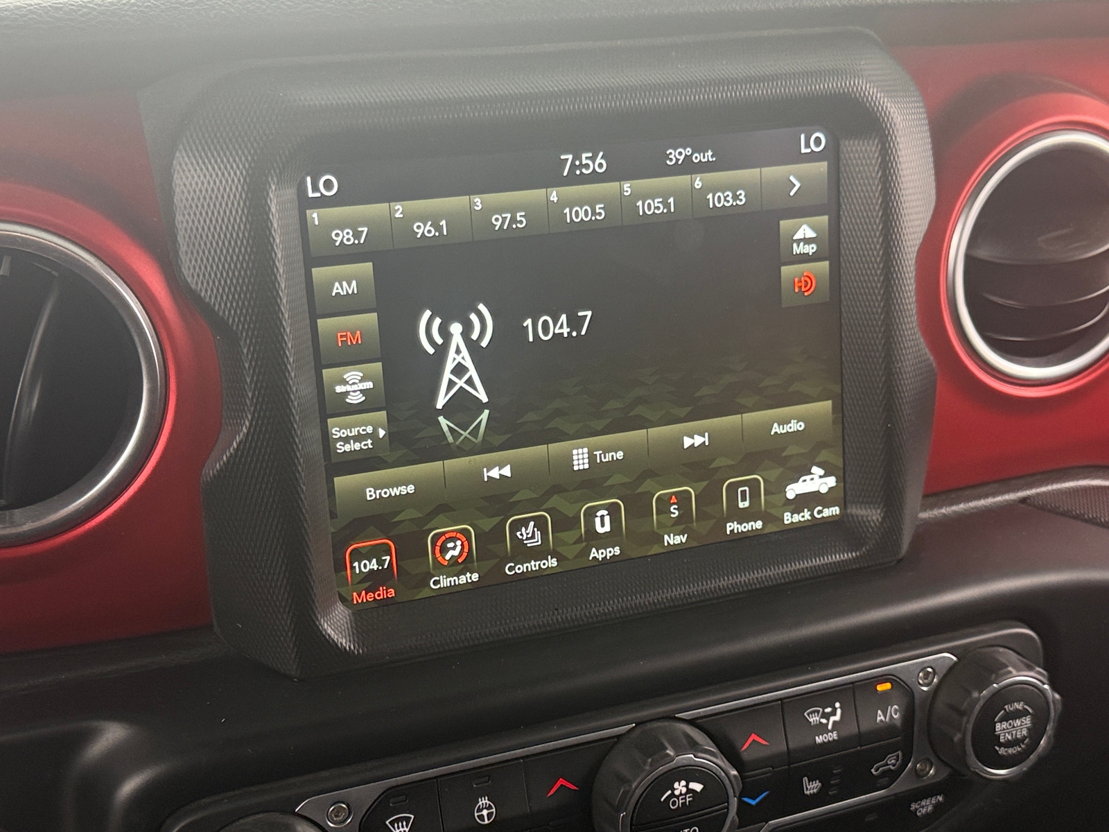 Thumbnail: 2022 Jeep Gladiator - 4