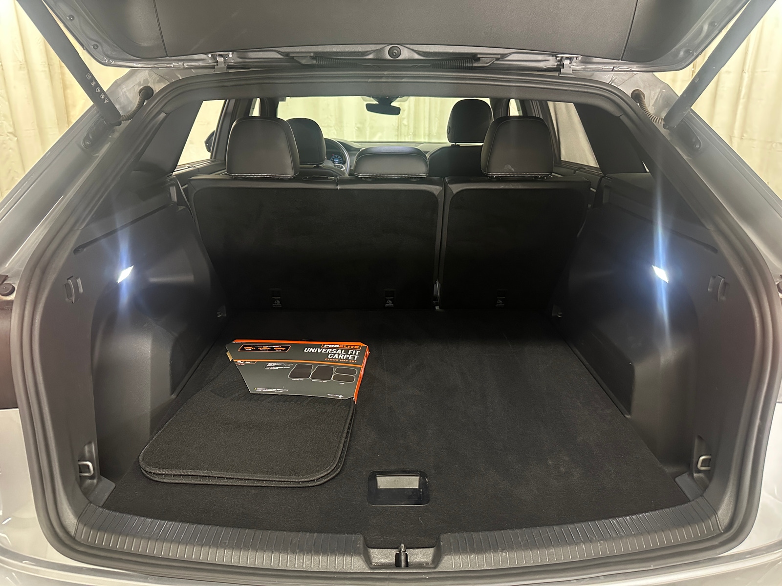 Thumbnail: 2025 Volkswagen Atlas - 6