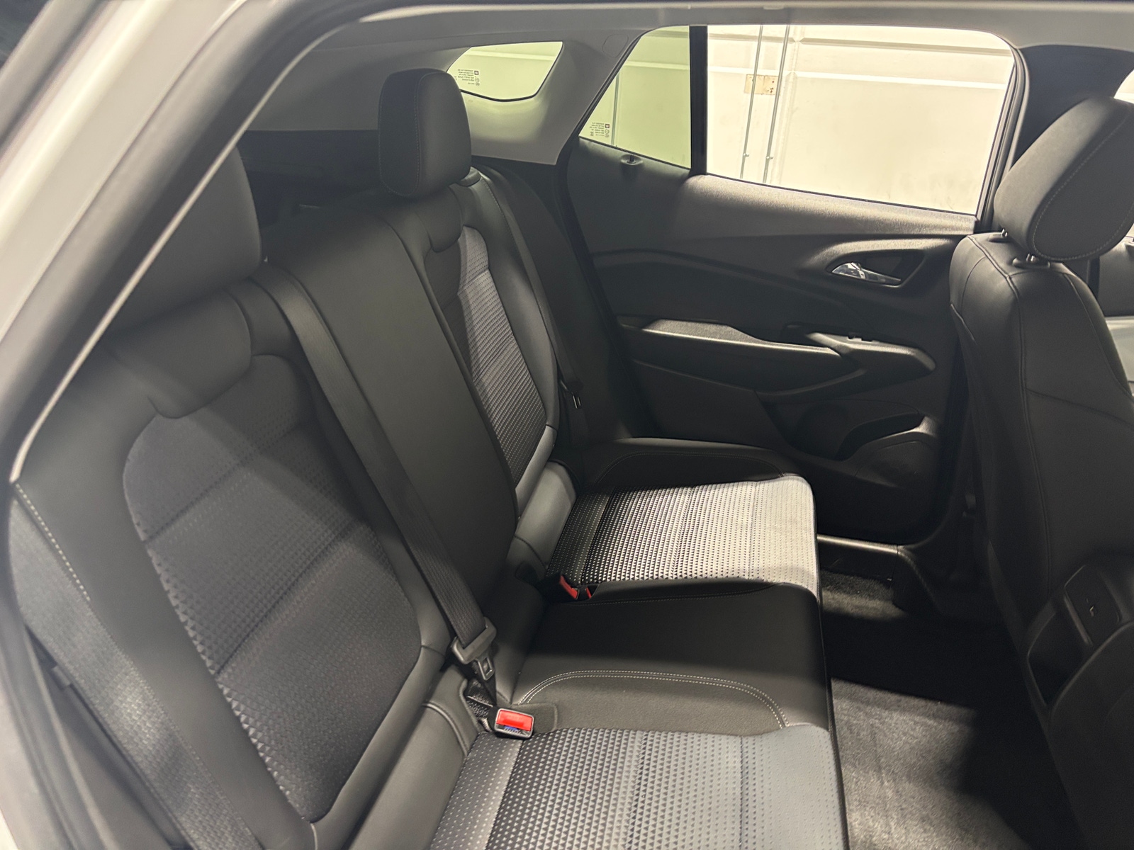 Thumbnail: 2025 Chevrolet Trax - 6