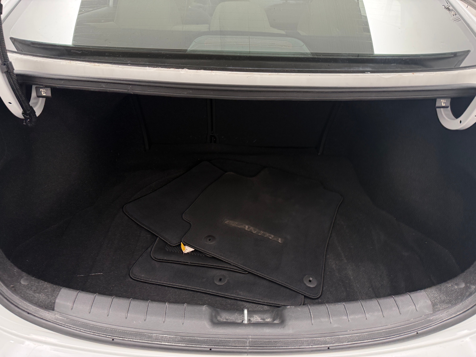 Thumbnail: 2019 Hyundai Elantra - 7