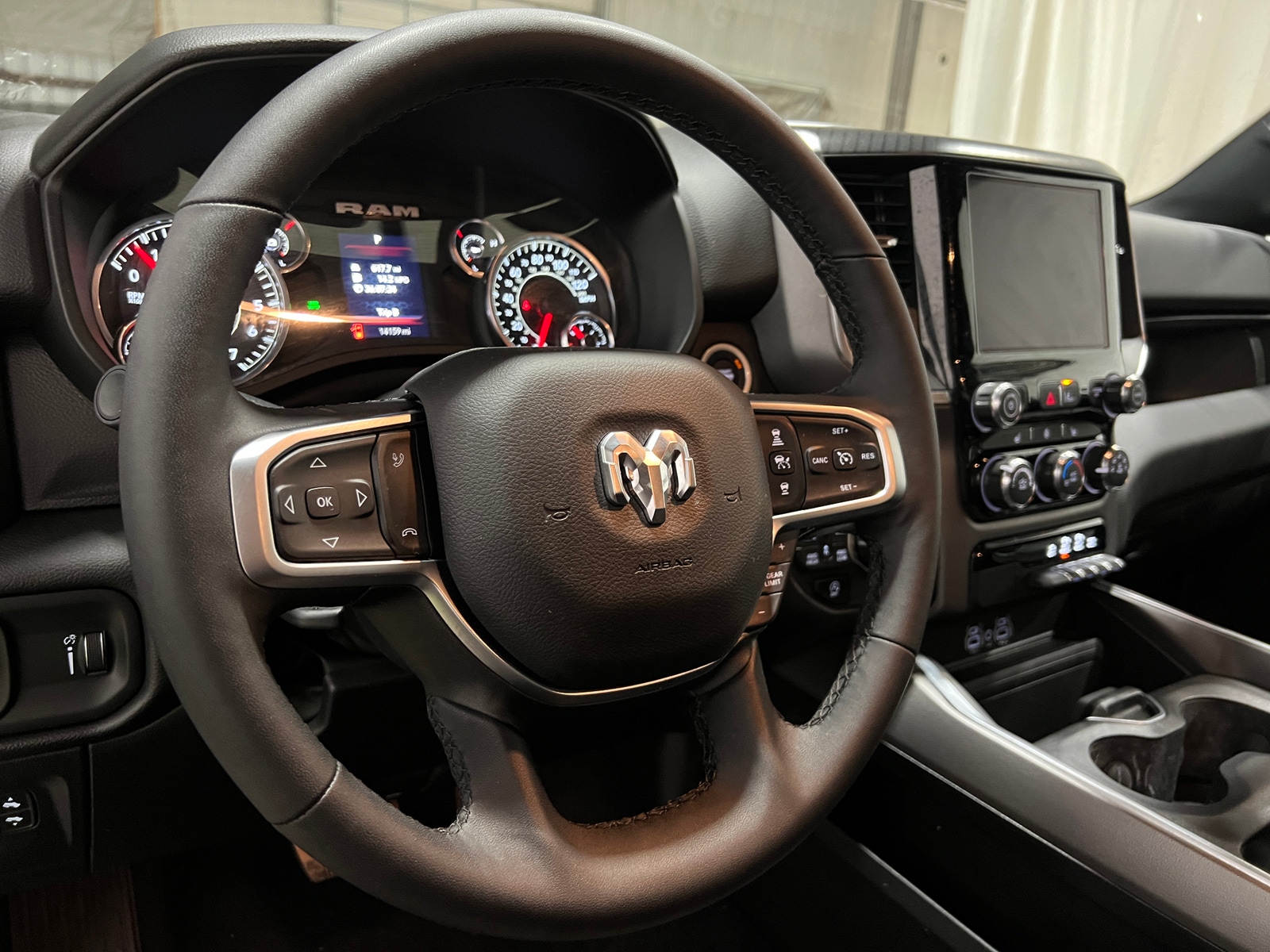 Thumbnail: 2025 RAM 1500 - 5