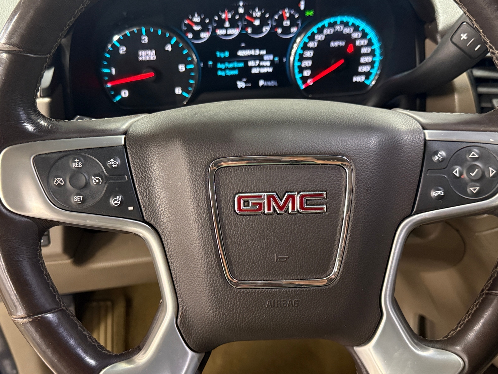Thumbnail: 2017 GMC Yukon - 4