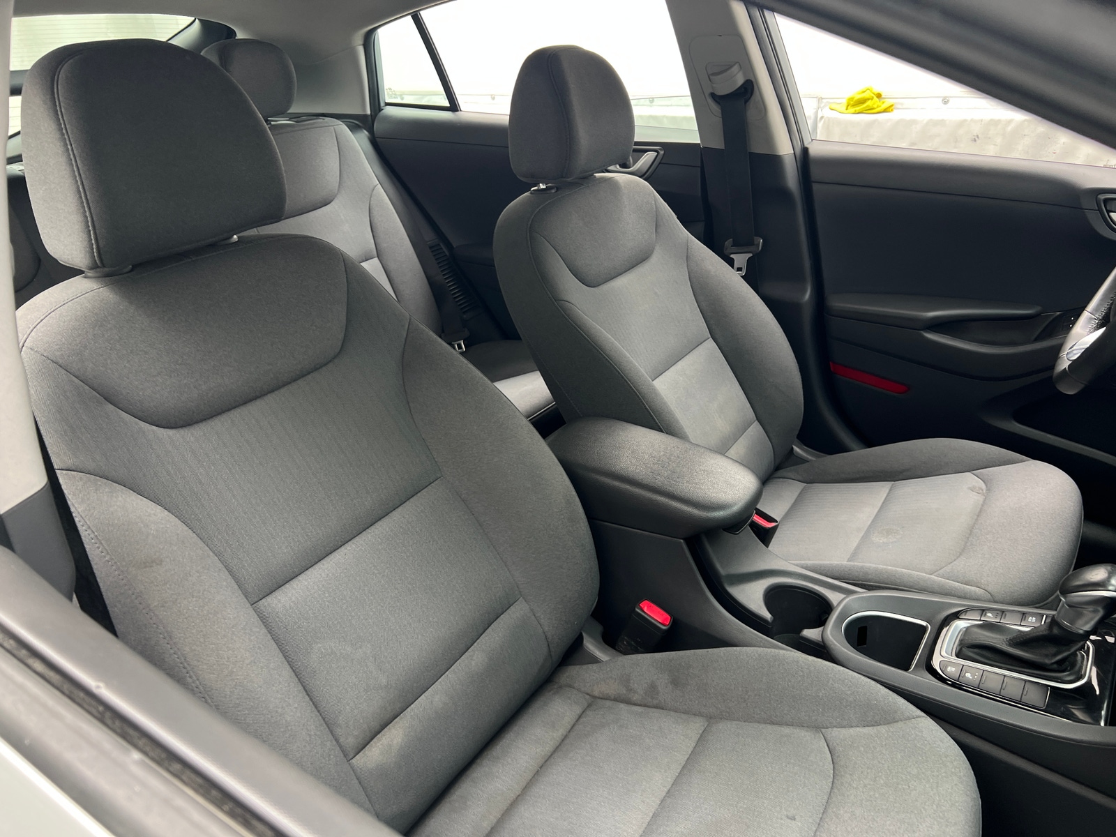 Thumbnail: 2022 Hyundai Ioniq - 2