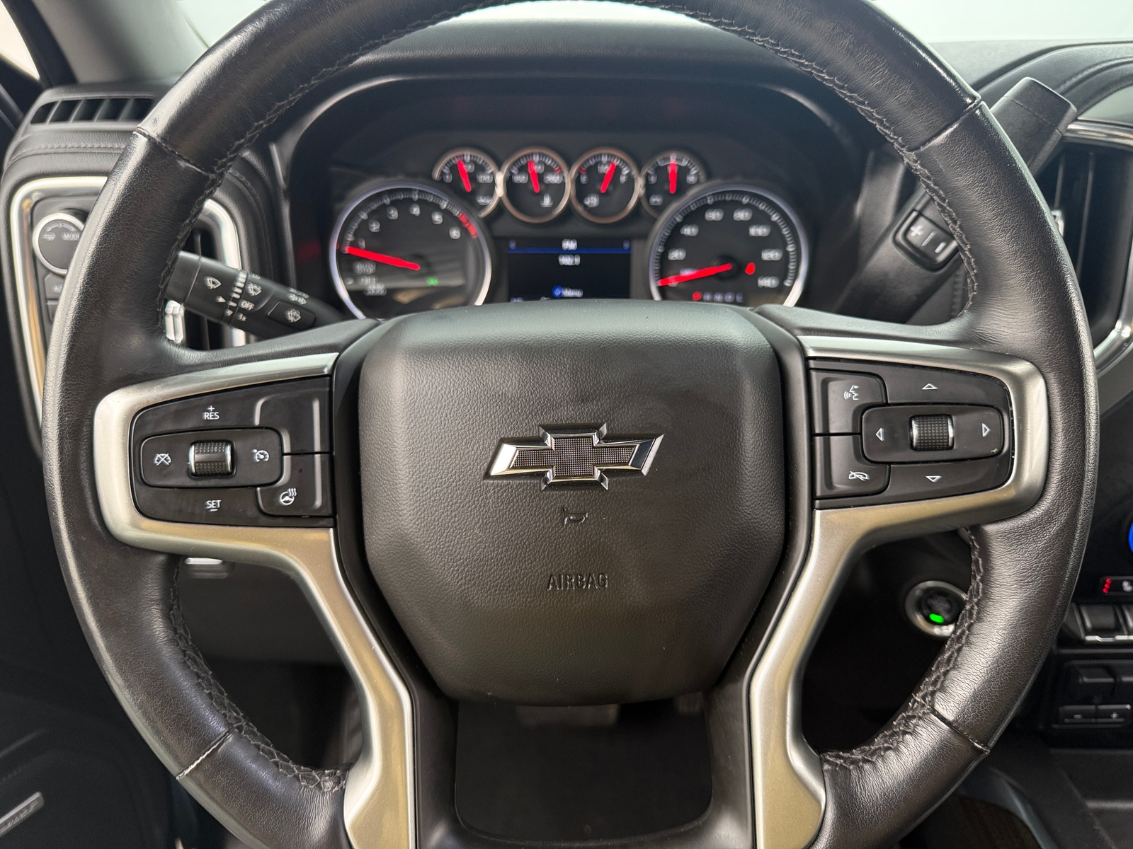 Thumbnail: 2021 Chevrolet Silverado 1500 - 5