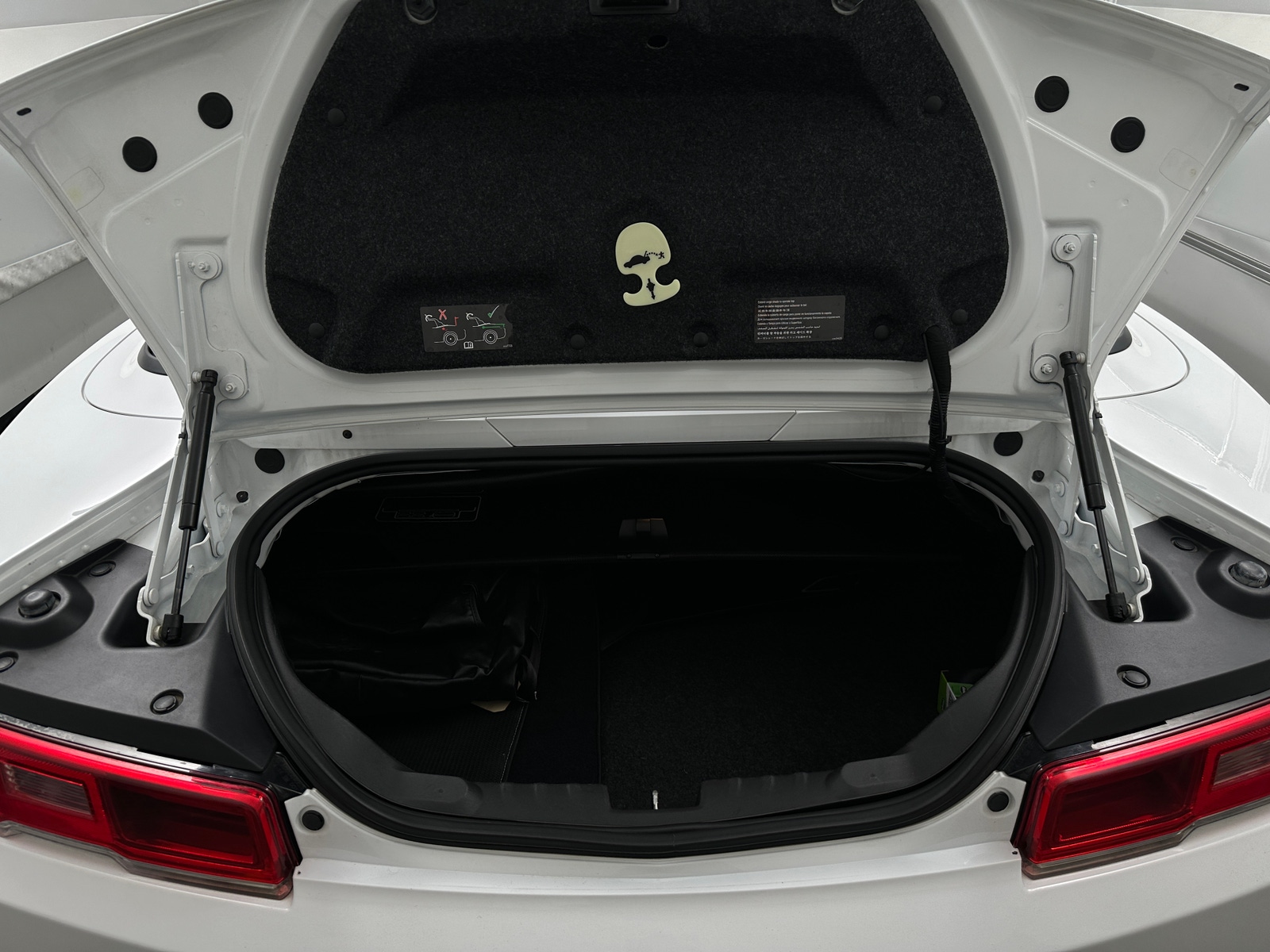 Thumbnail: 2014 Chevrolet Camaro - 6