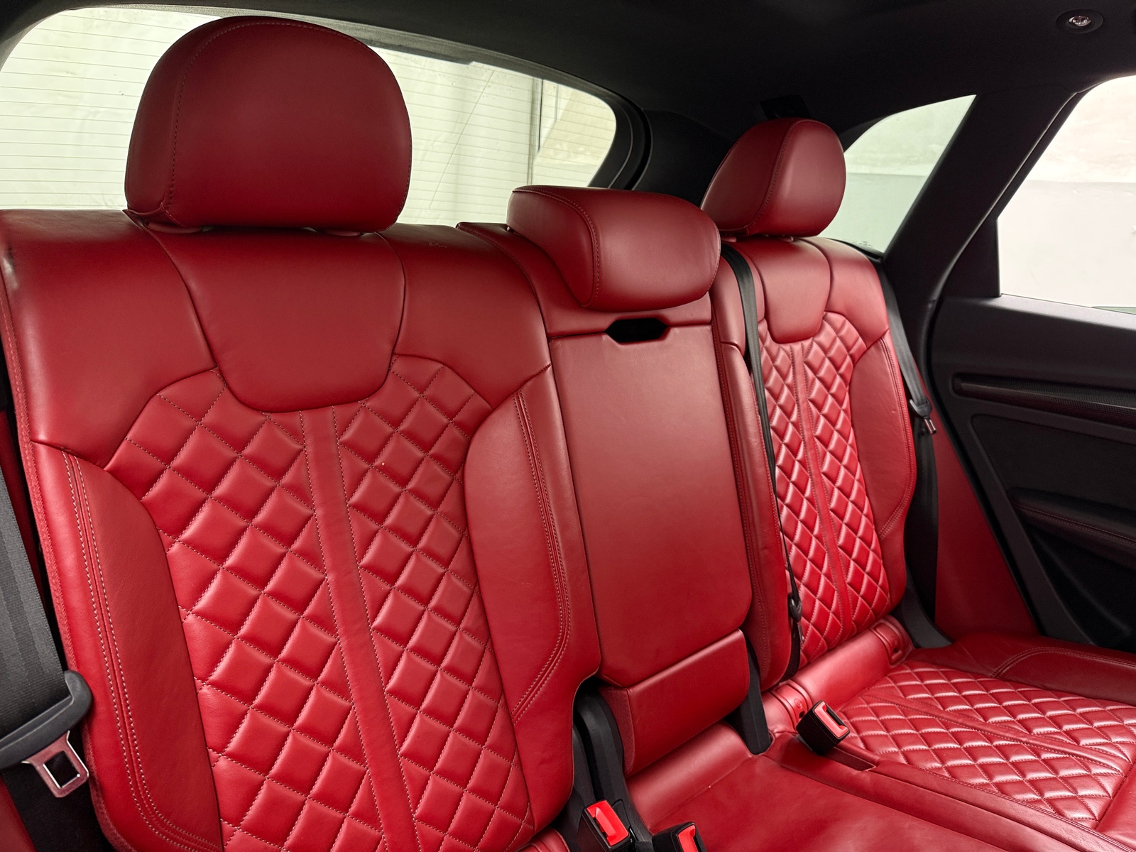 Thumbnail: 2020 Audi SQ5 - 5