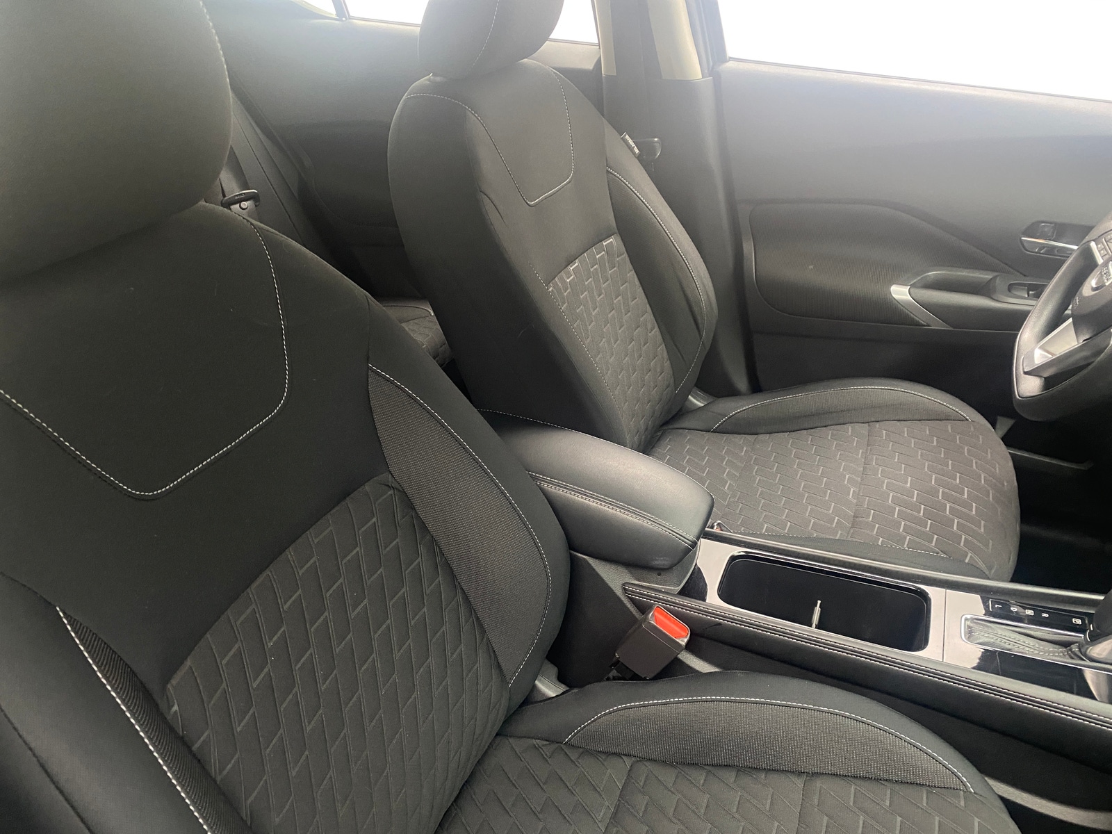 Thumbnail: 2021 Nissan Kicks - 2