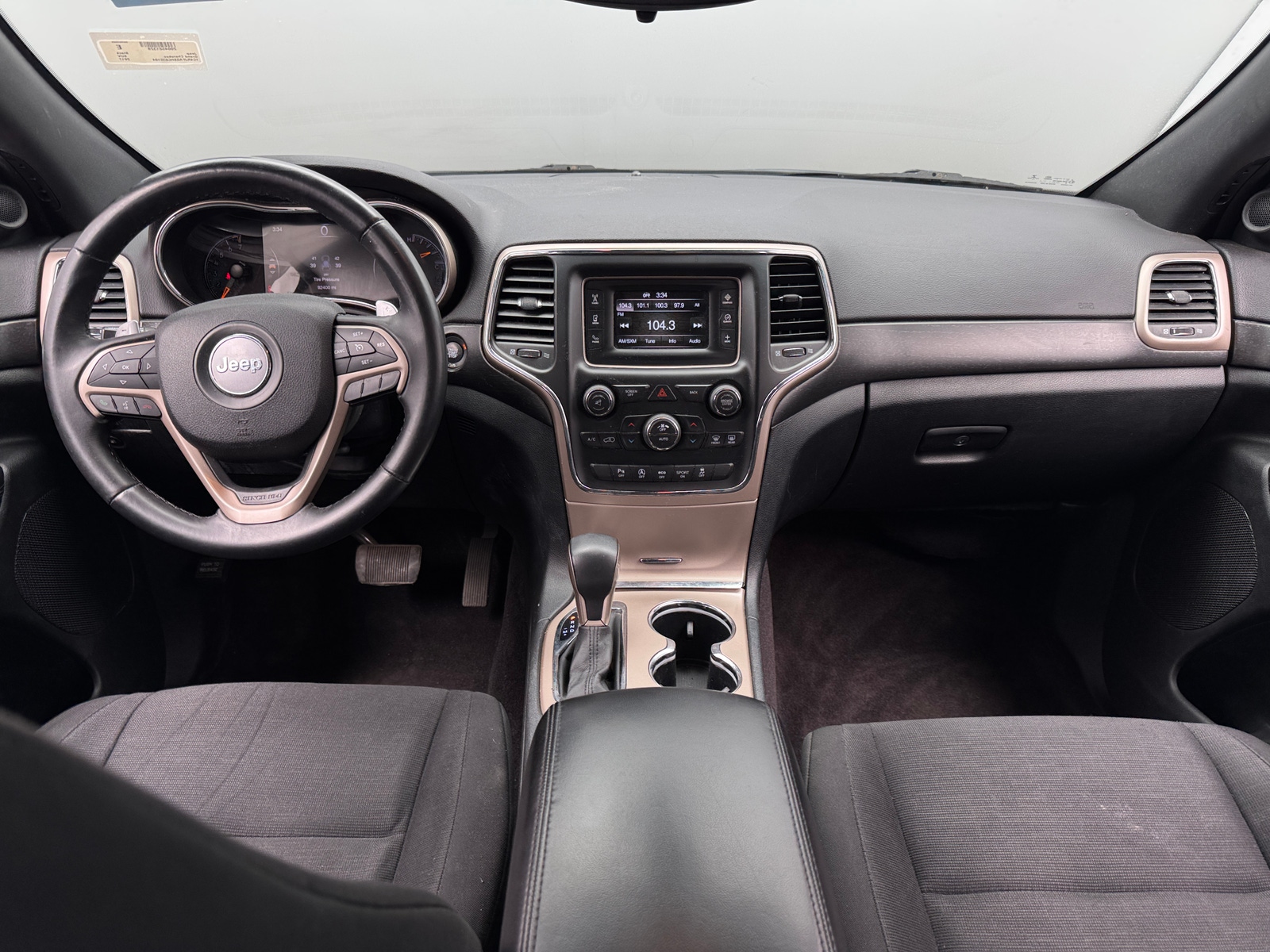 Thumbnail: 2017 Jeep Grand Cherokee - 3