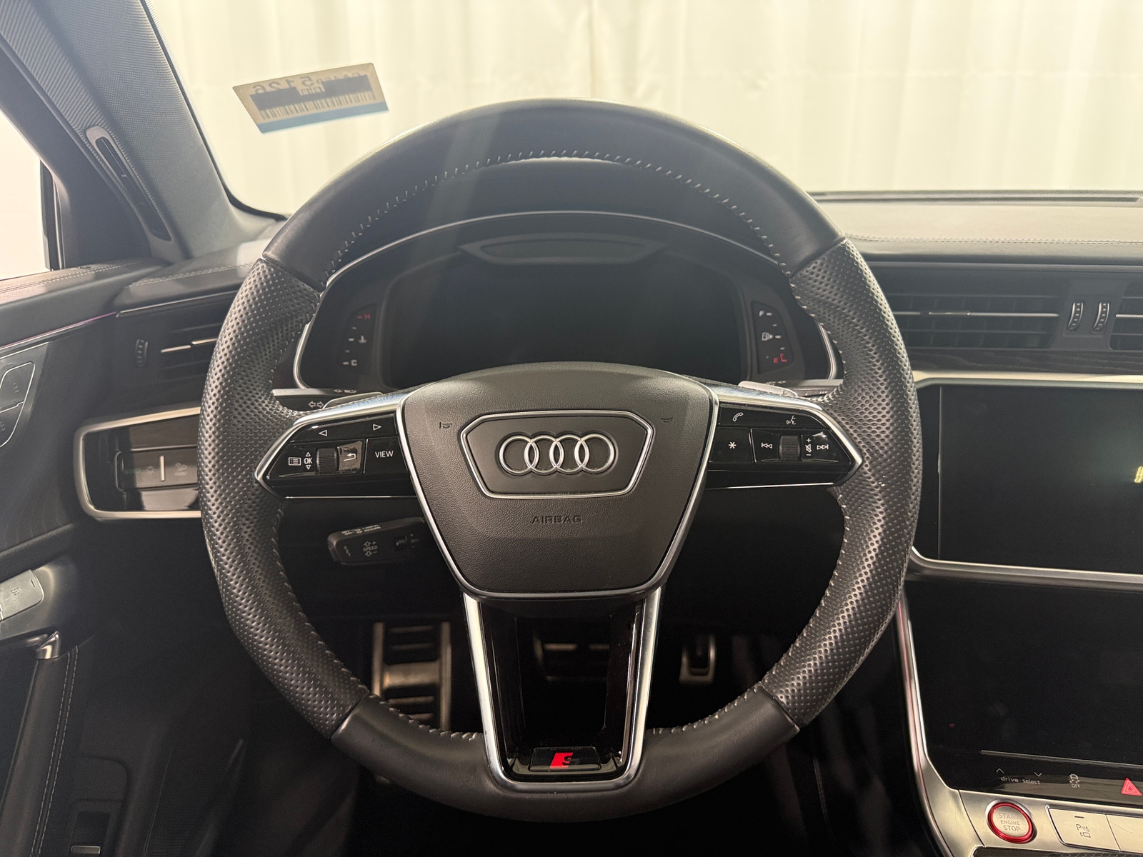 Thumbnail: 2020 Audi S6 - 4