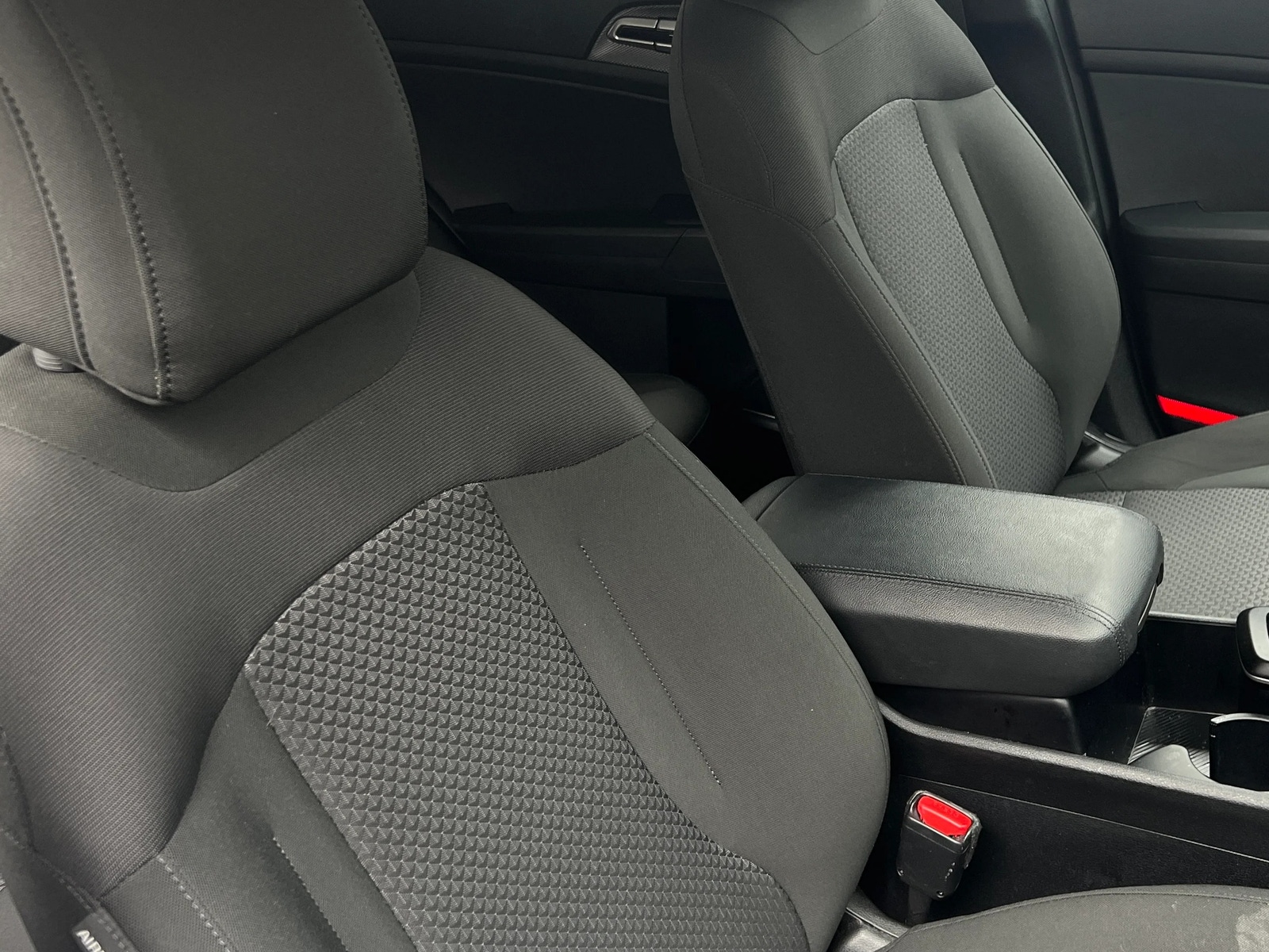 Thumbnail: 2025 Kia Sportage - 2