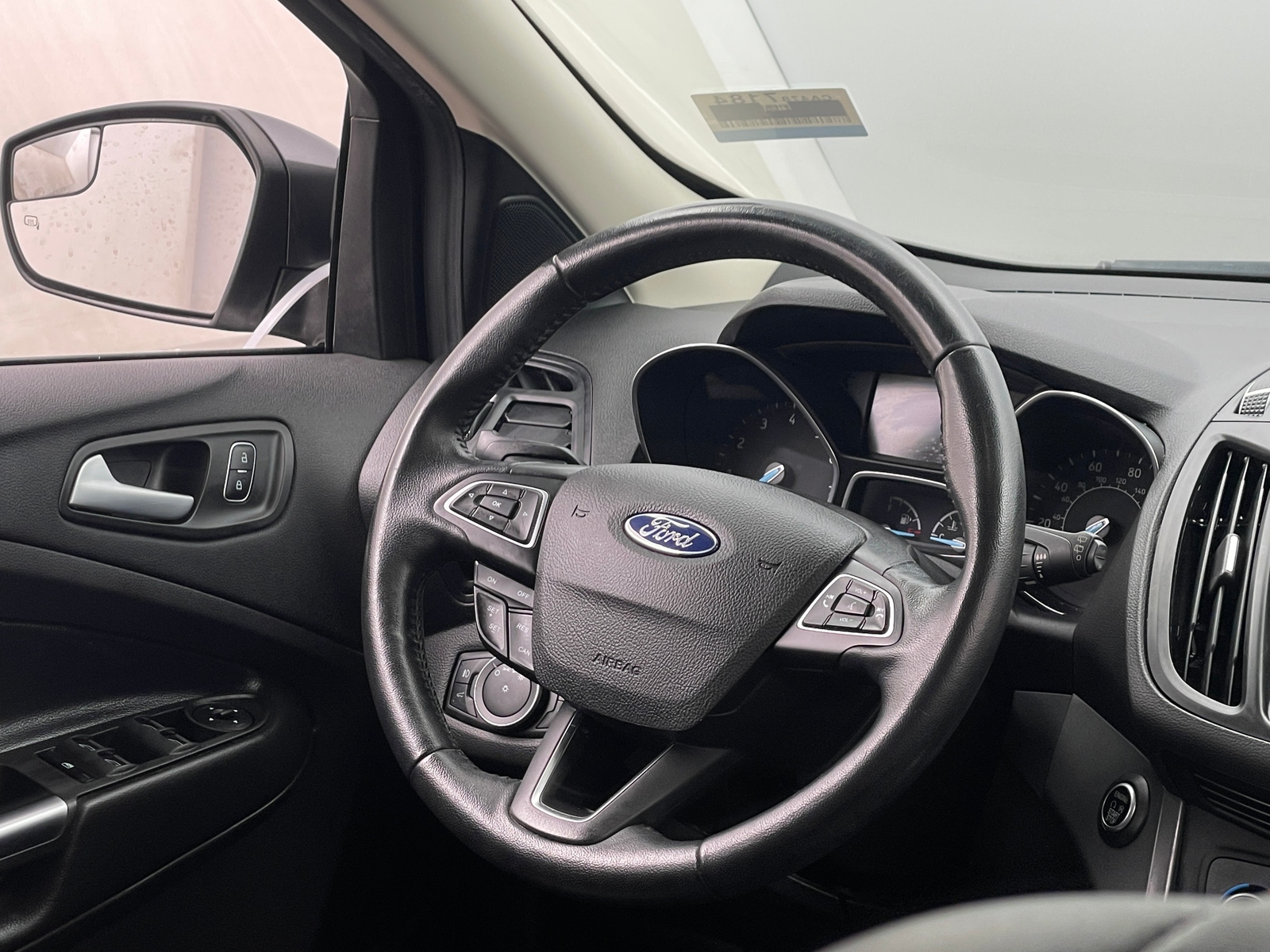 Thumbnail: 2019 Ford Escape - 4