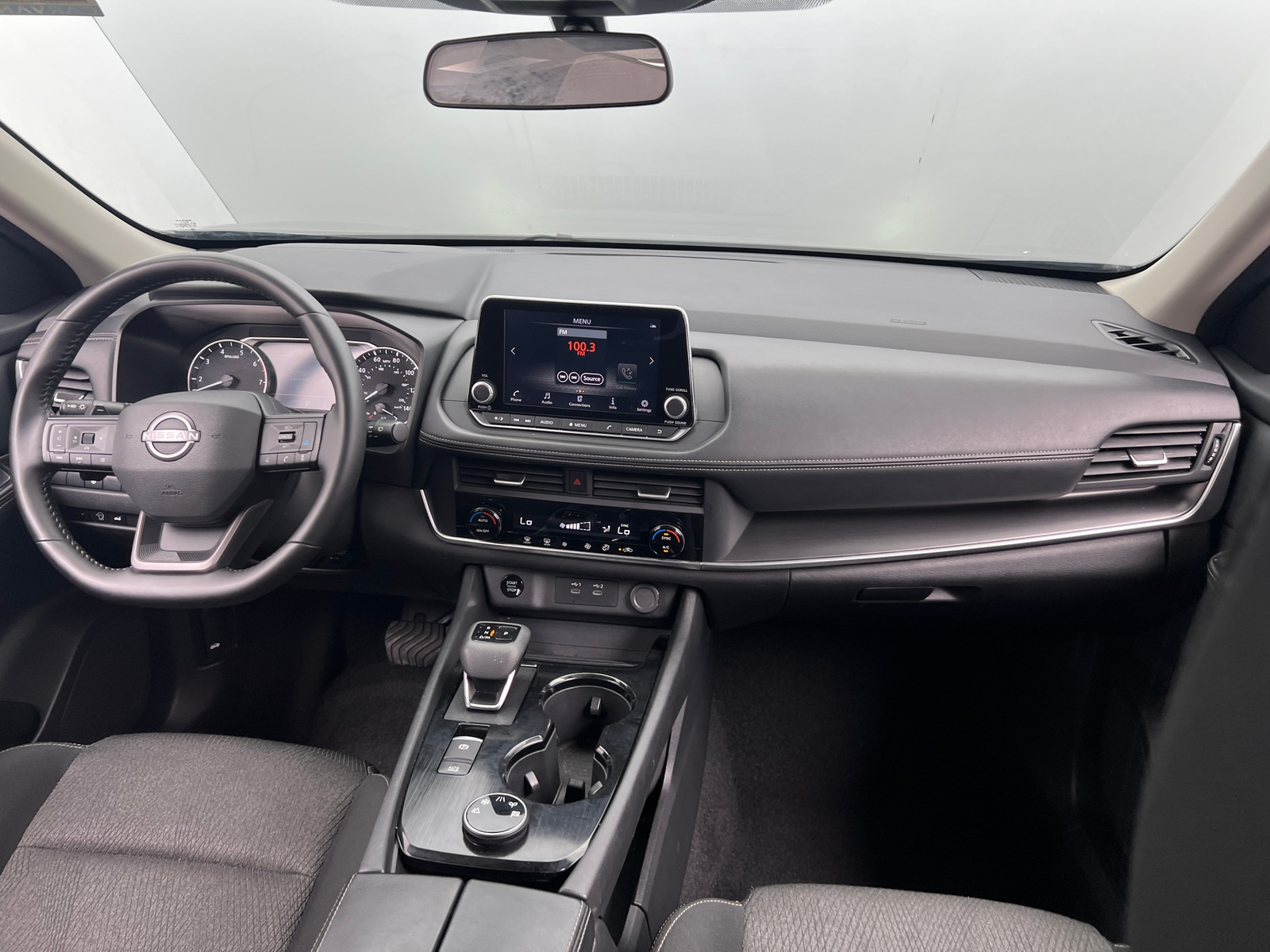 Thumbnail: 2025 Nissan Rogue - 3