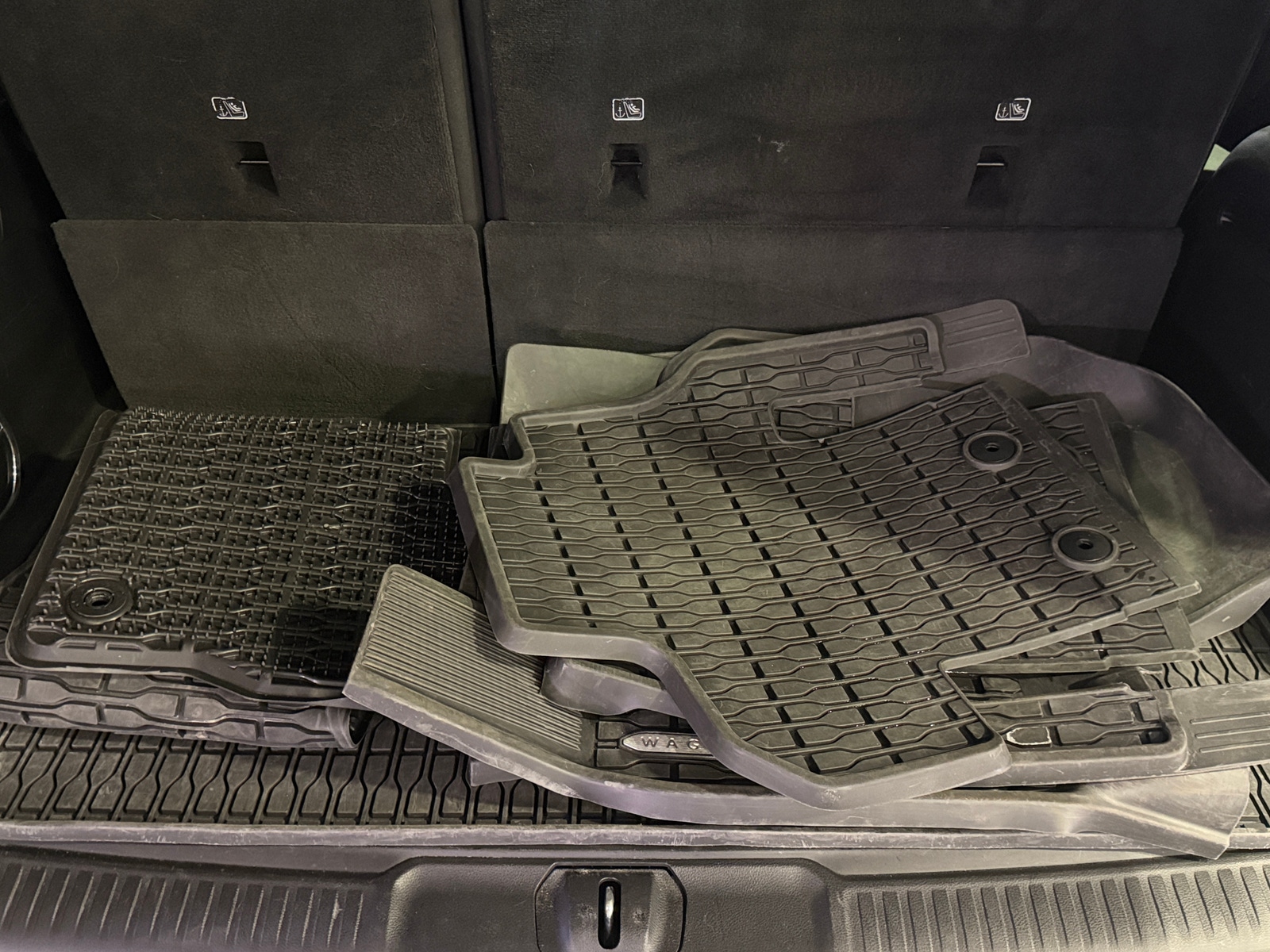 Thumbnail: 2024 Jeep Wagoneer - 6