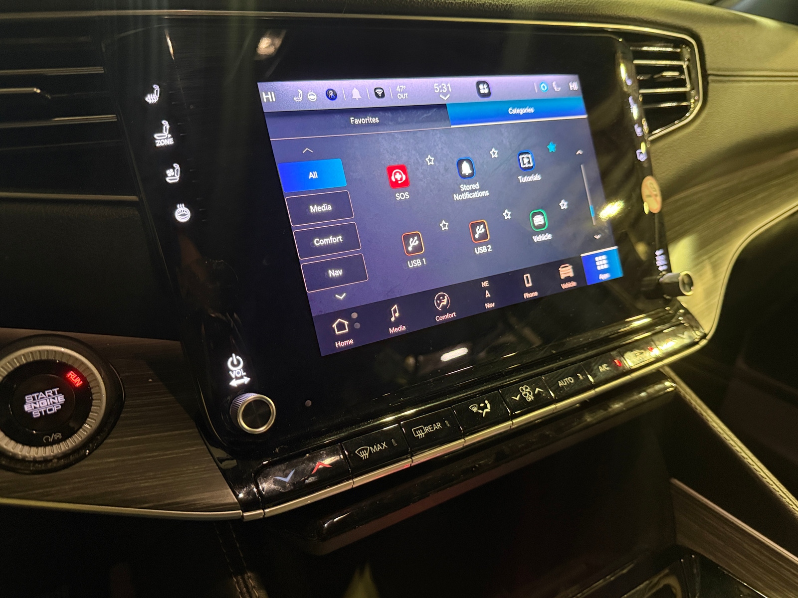 Thumbnail: 2024 Jeep Wagoneer - 3