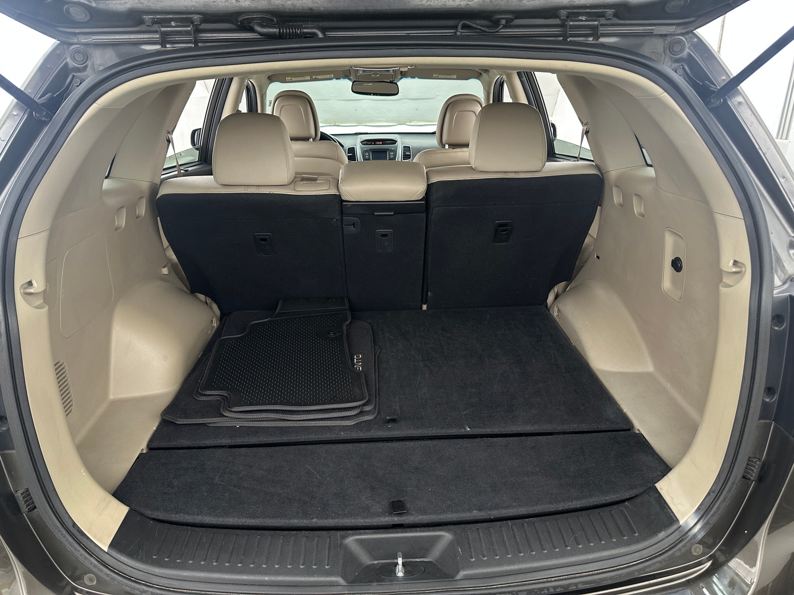 Thumbnail: 2014 Kia Sorento - 6