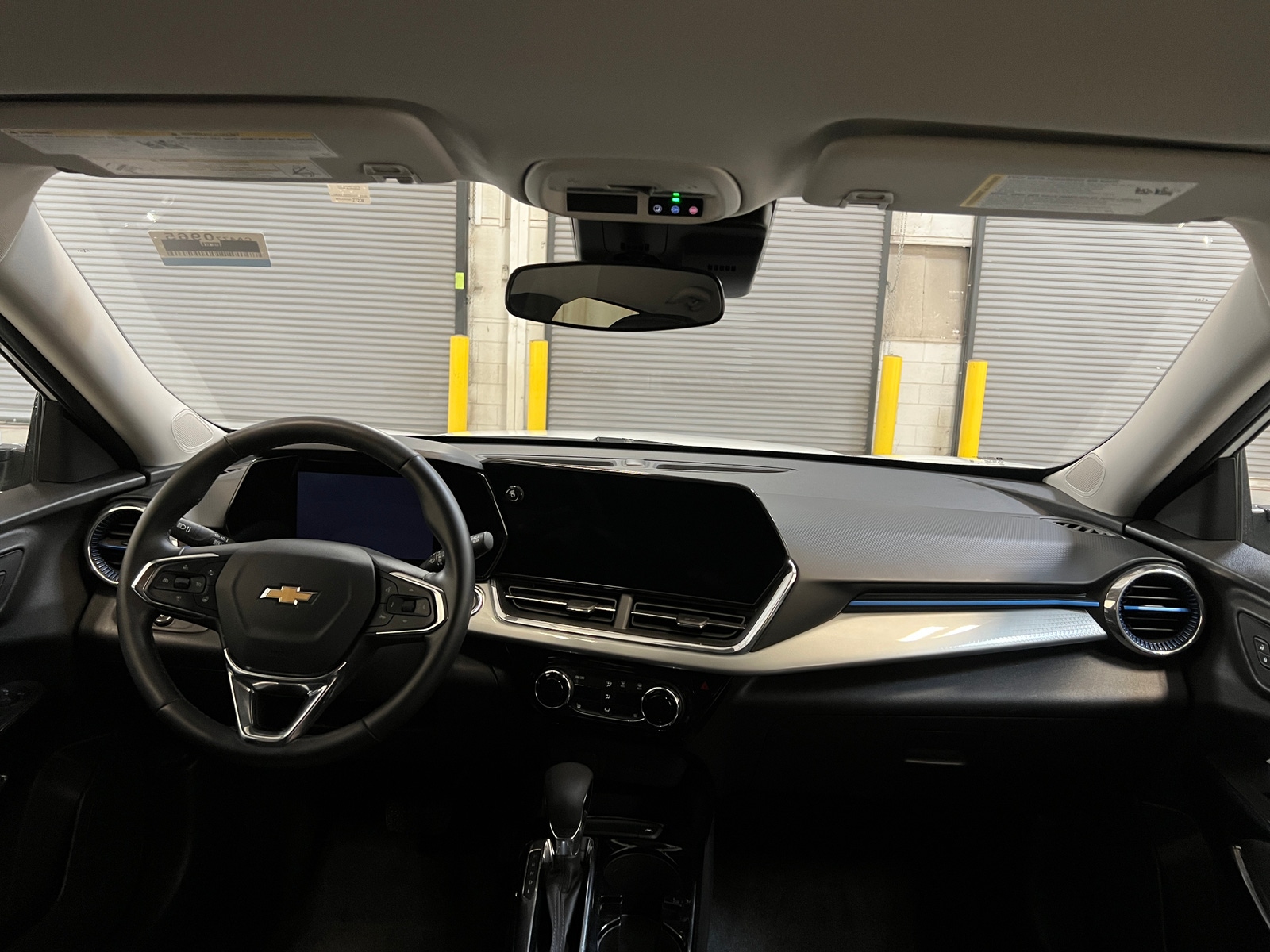 Thumbnail: 2025 Chevrolet Trax - 3