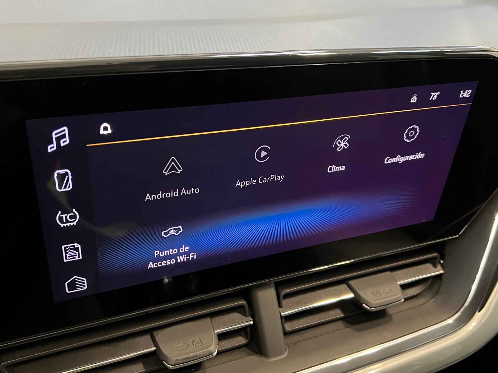 Thumbnail: 2025 Chevrolet Trax - 4