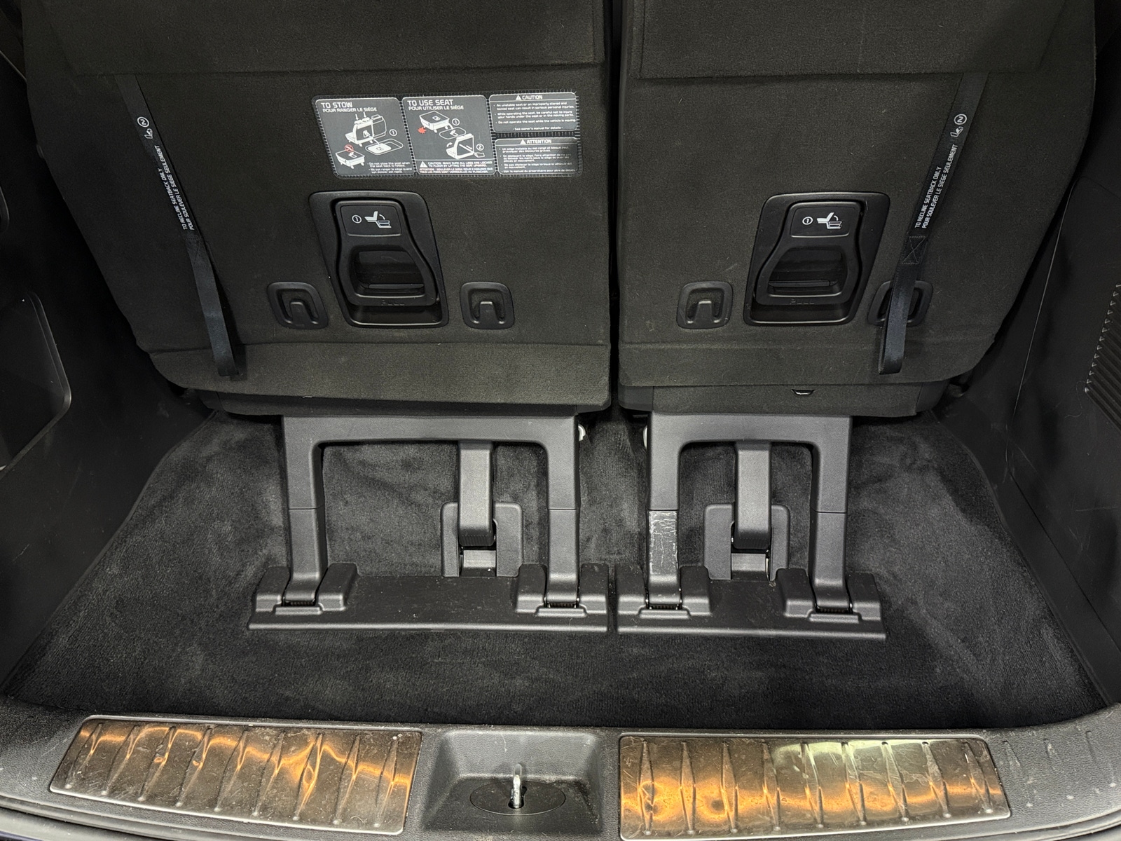 Thumbnail: 2023 Kia Carnival - 6