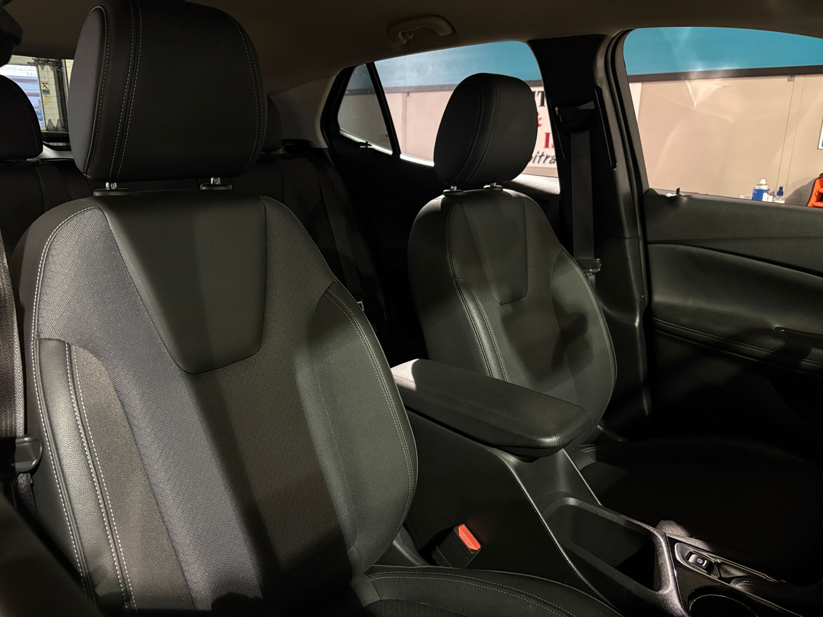 Thumbnail: 2025 Buick Encore GX - 2