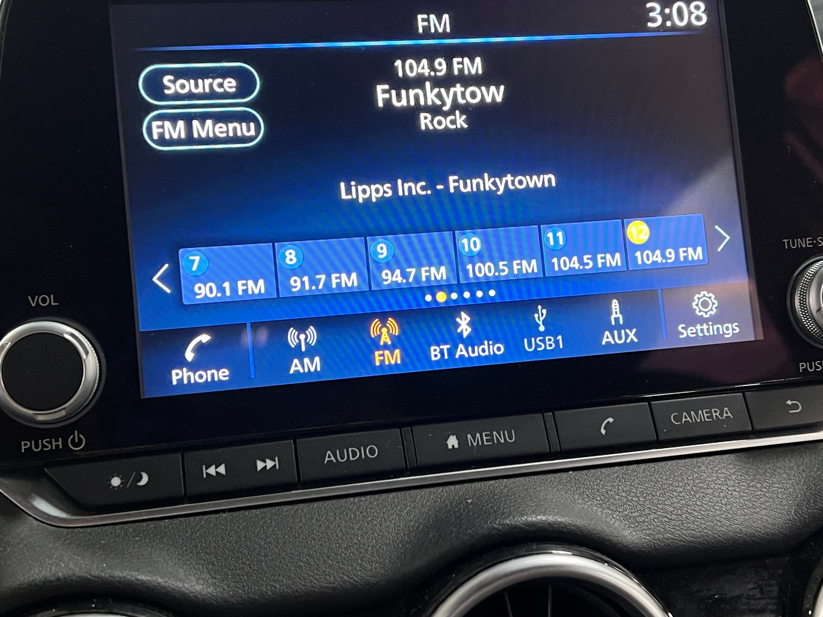 Thumbnail: 2023 Nissan Sentra - 4