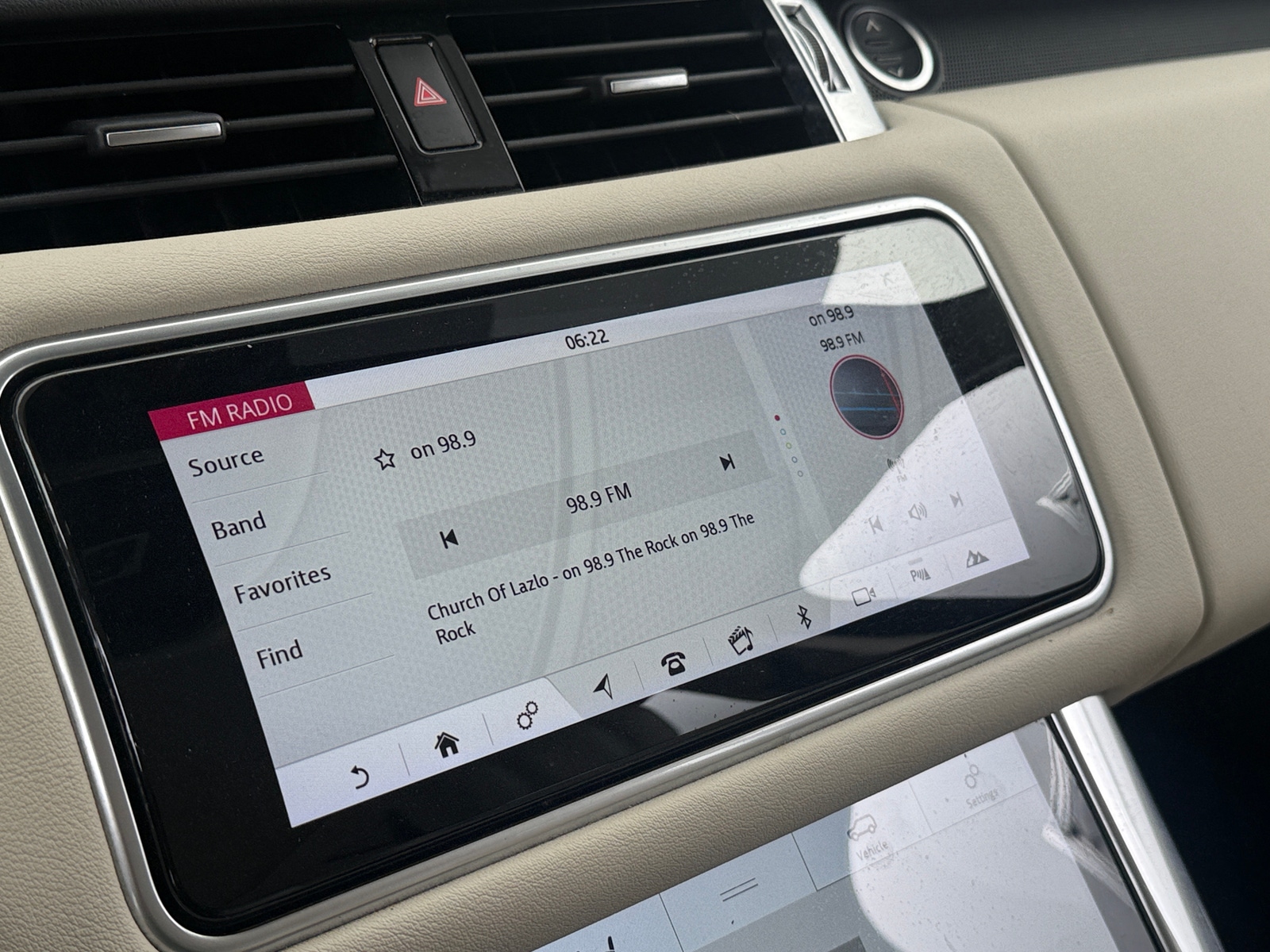 Thumbnail: 2019 Land Rover Range Rover Sport - 3