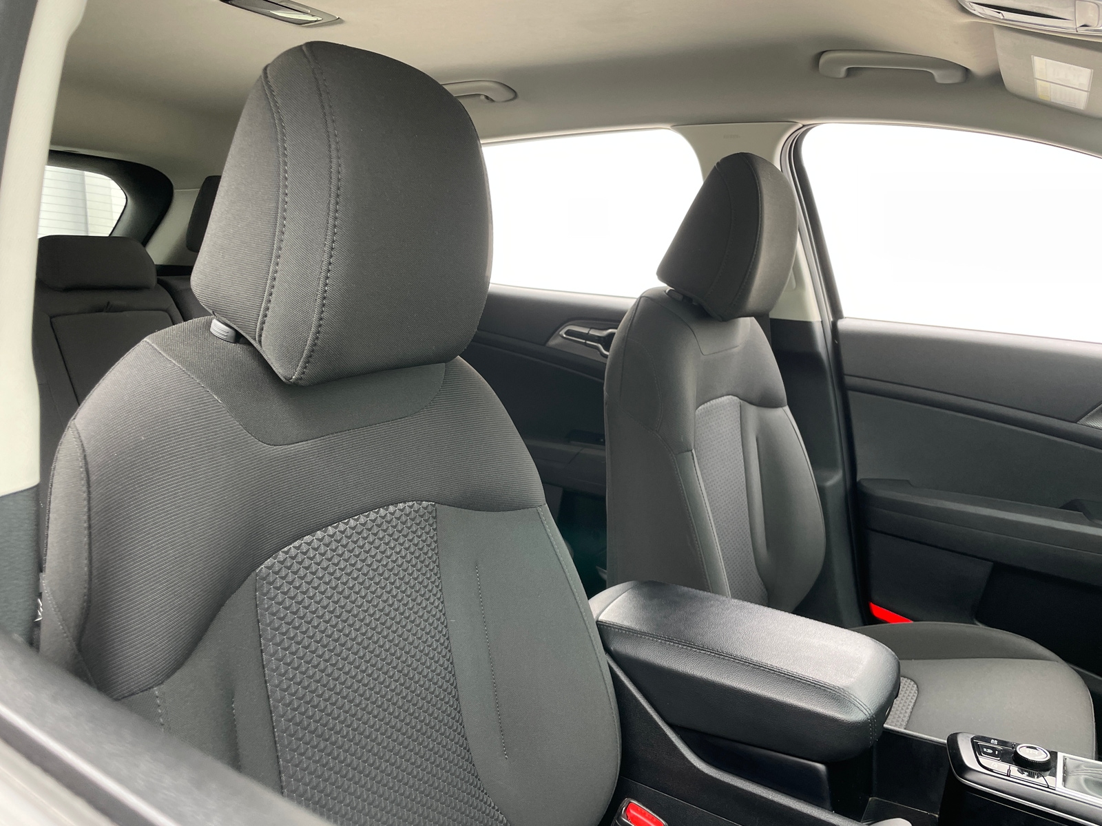 Thumbnail: 2025 Kia Sportage - 2