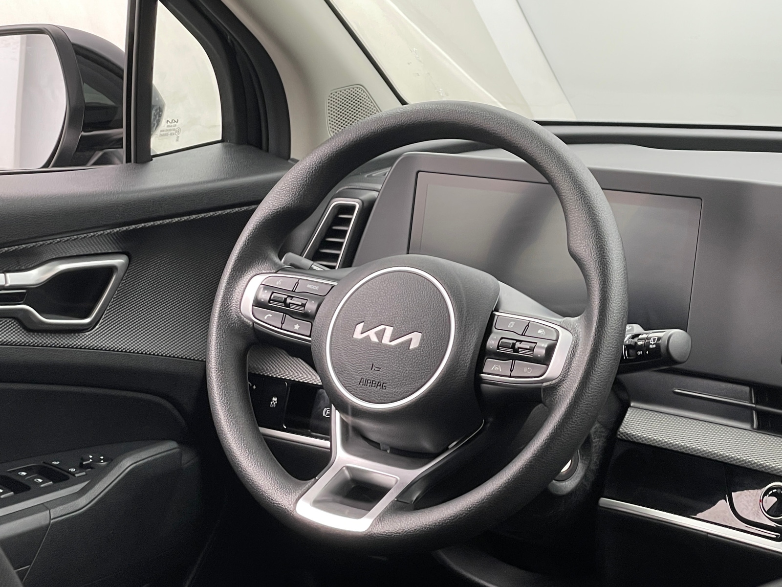 Thumbnail: 2025 Kia Sportage - 5