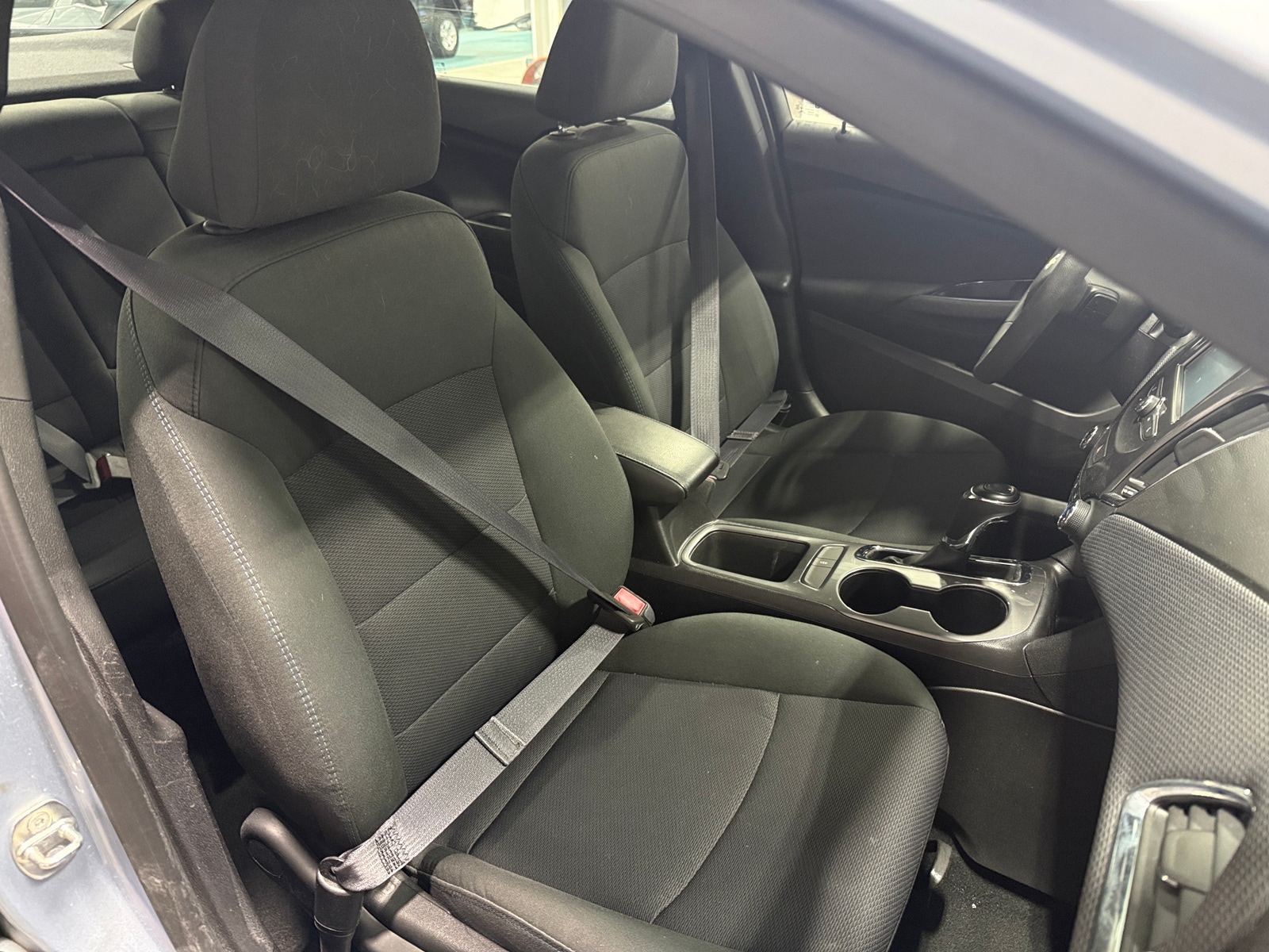 Thumbnail: 2017 Chevrolet Cruze - 2