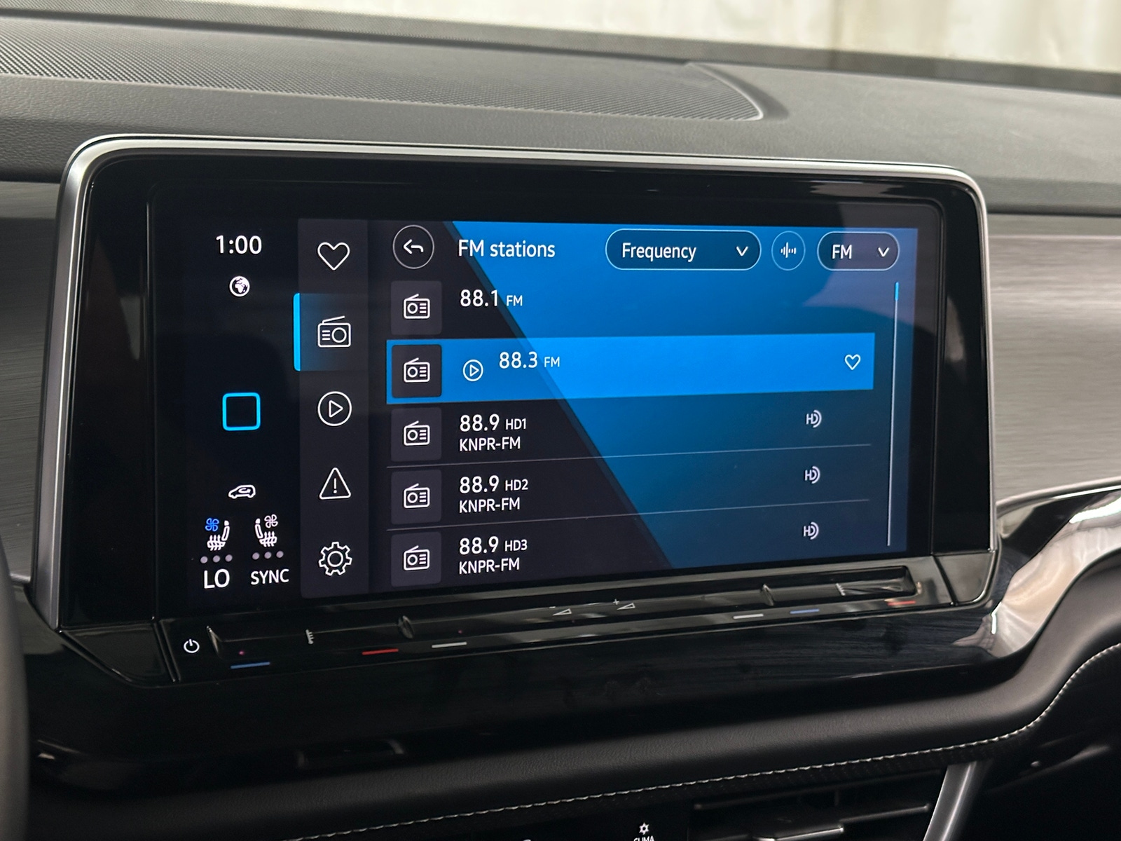 Thumbnail: 2025 Volkswagen Atlas - 3