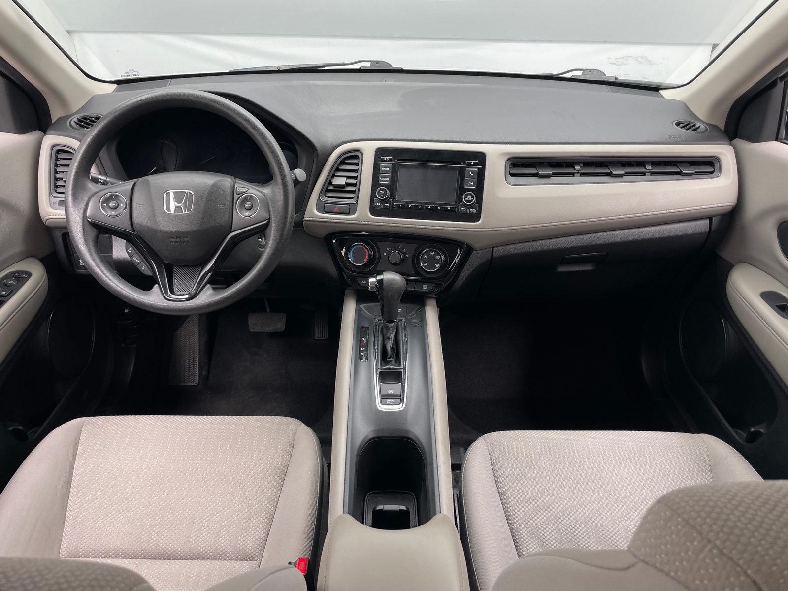 Thumbnail: 2016 Honda HR-V - 3