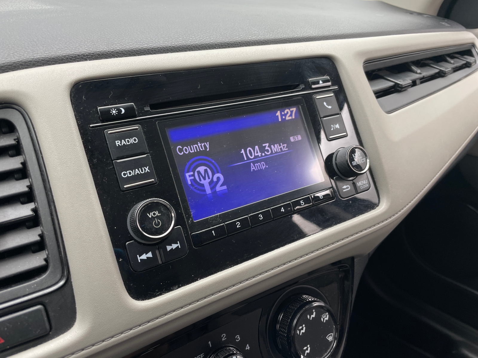 Thumbnail: 2016 Honda HR-V - 4