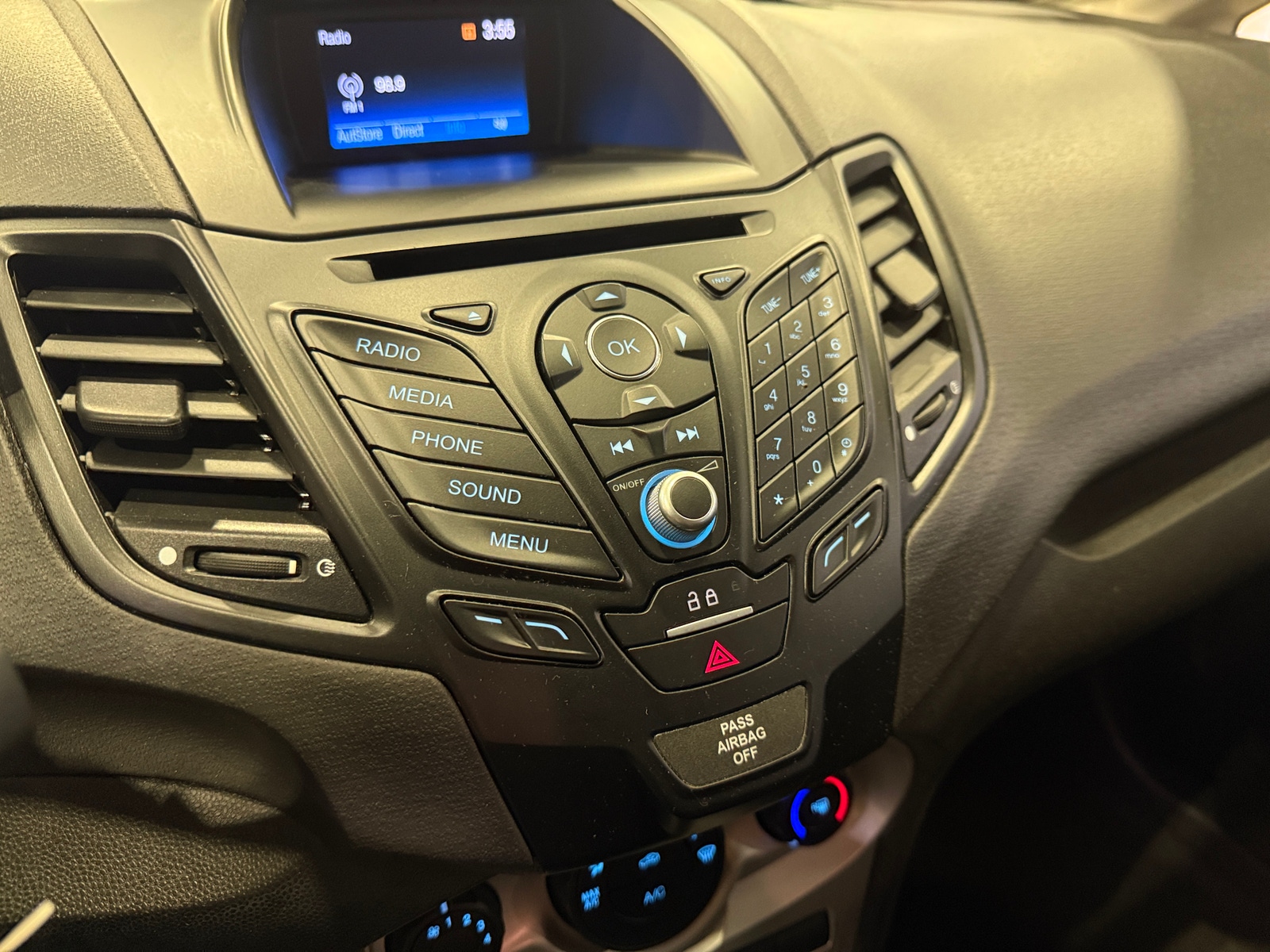 Thumbnail: 2018 Ford Fiesta - 4