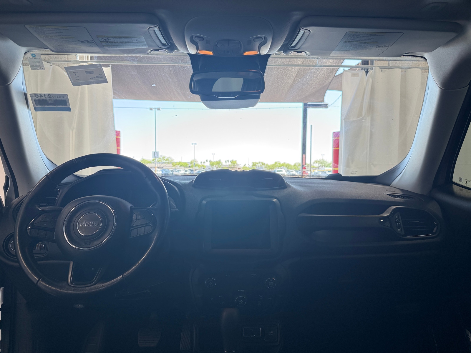 Thumbnail: 2018 Jeep Renegade - 3