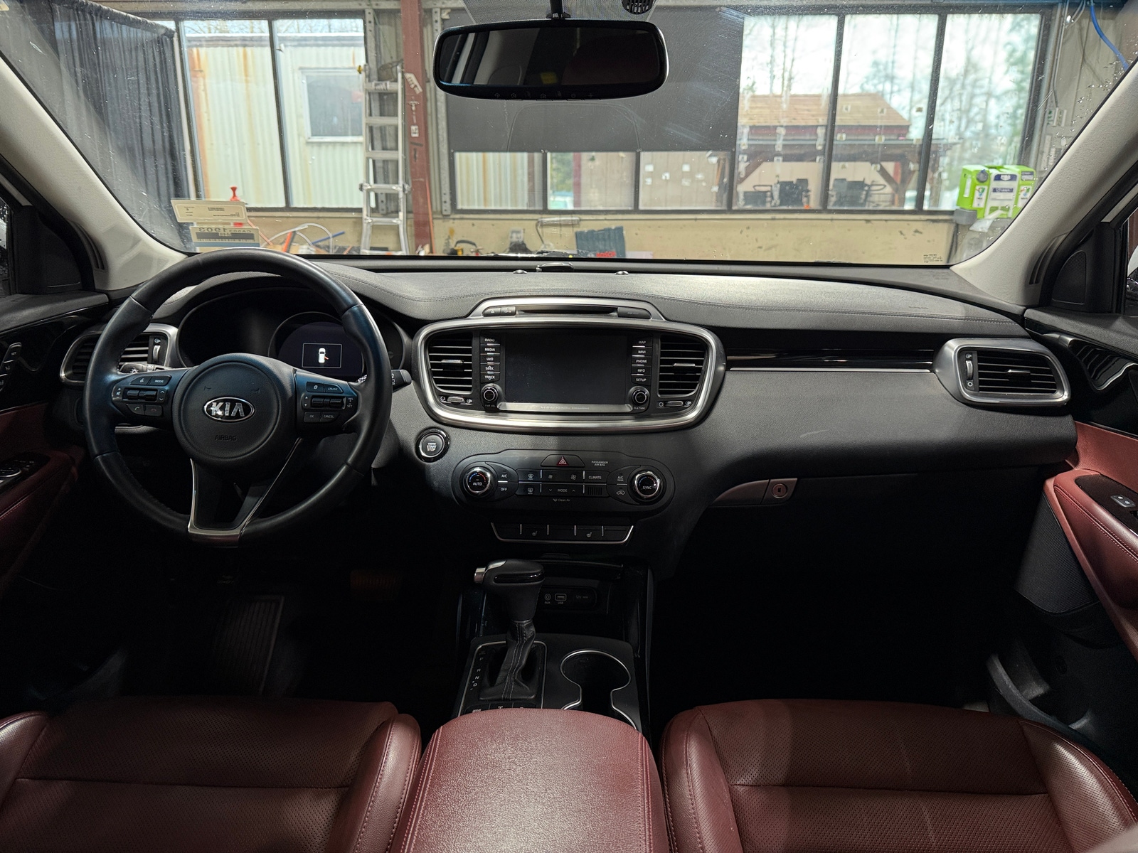 Thumbnail: 2017 Kia Sorento - 2