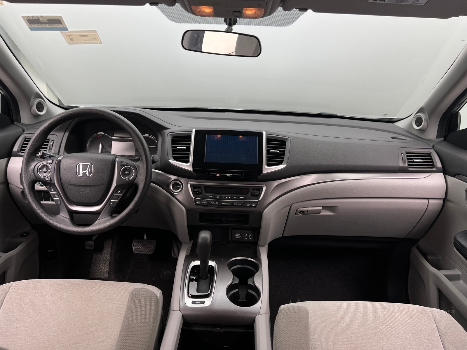 Thumbnail: 2016 Honda Pilot - 3