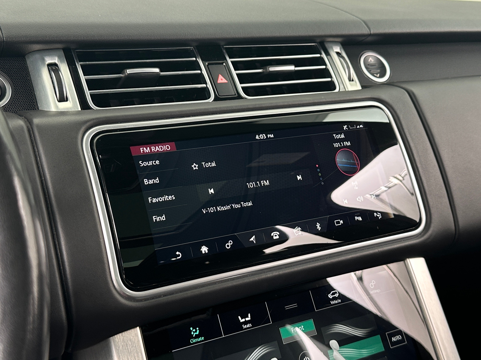 Thumbnail: 2020 Land Rover Range Rover - 3