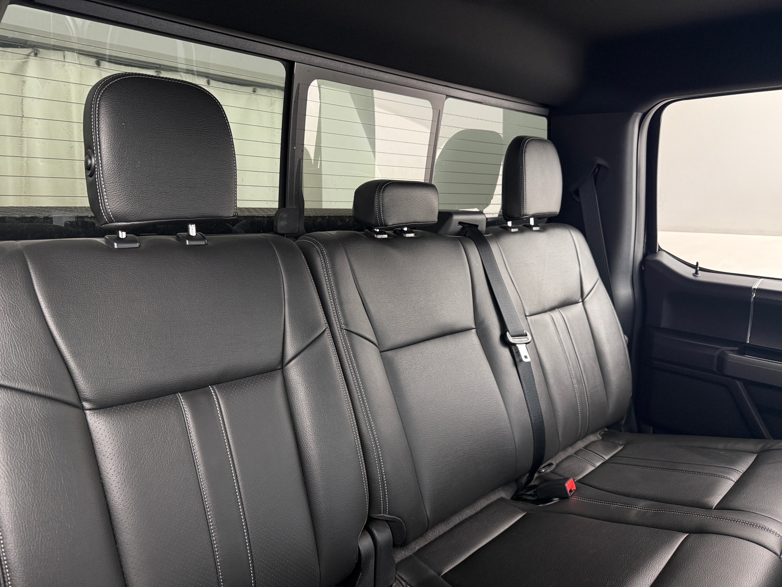 Thumbnail: 2018 Ford Econoline - 6