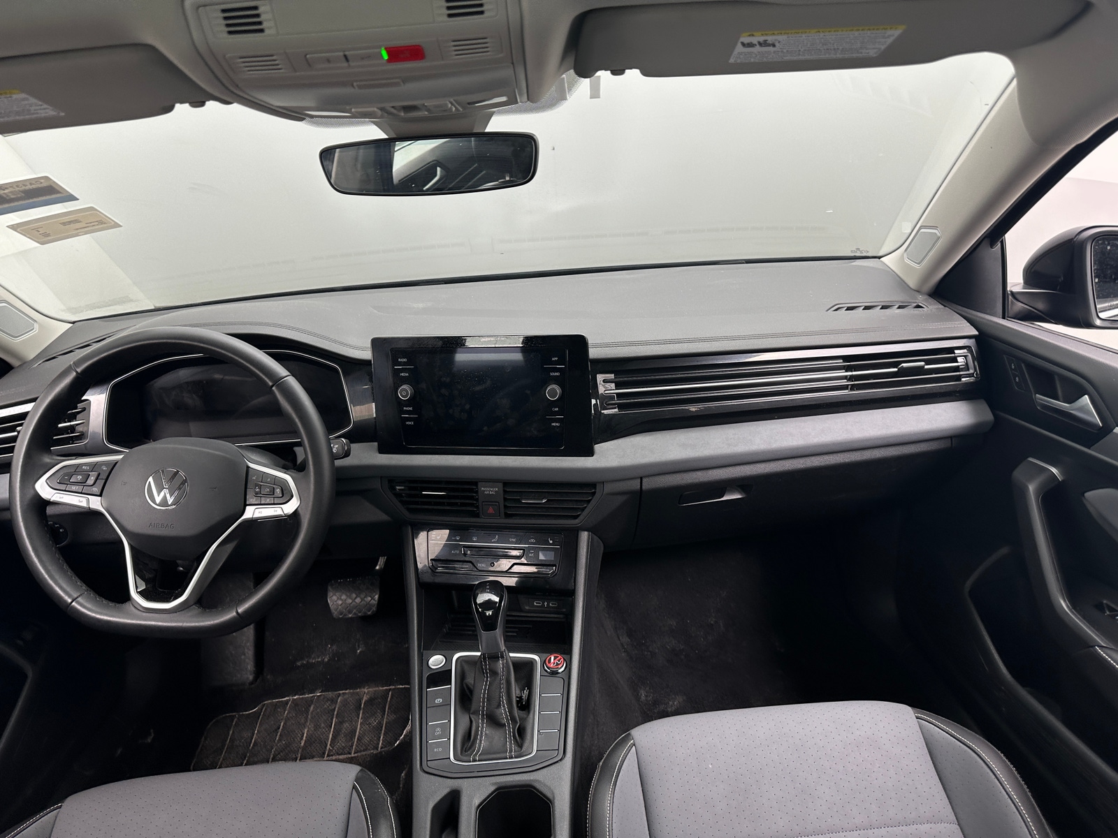 Thumbnail: 2025 Volkswagen Jetta - 3