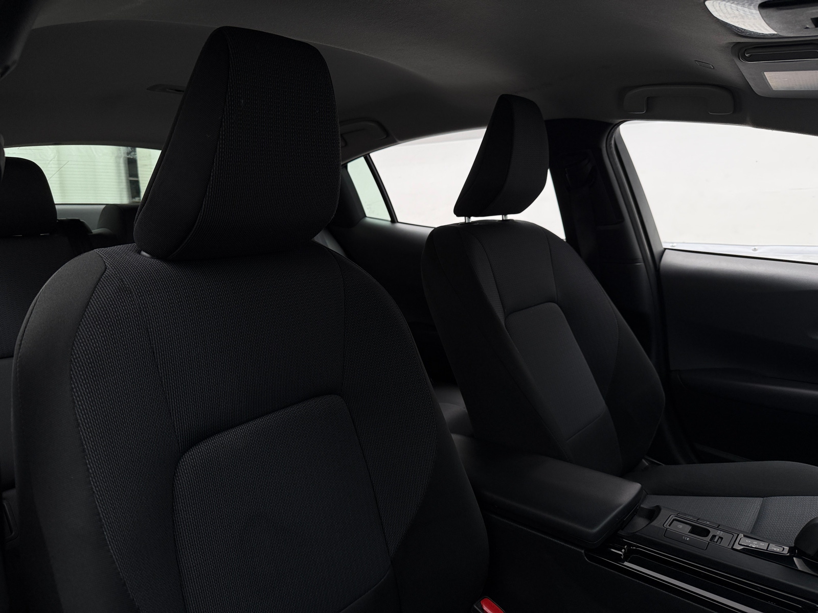 Thumbnail: 2025 Toyota Prius - 2