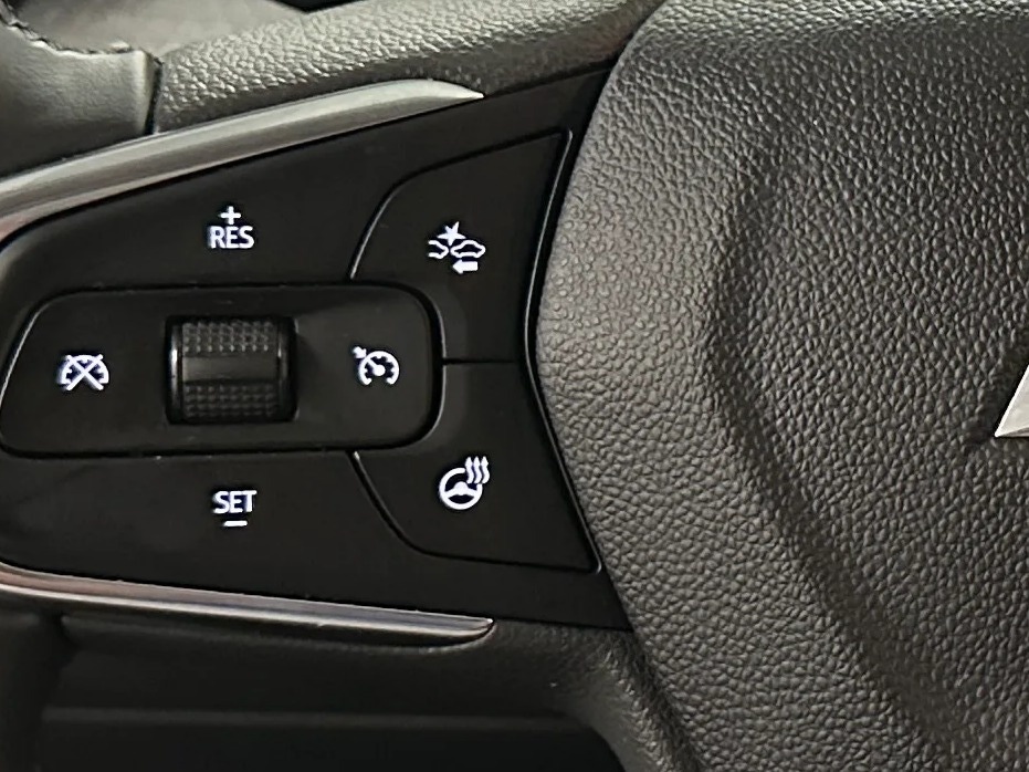 Thumbnail: 2025 Chevrolet Trax - 5