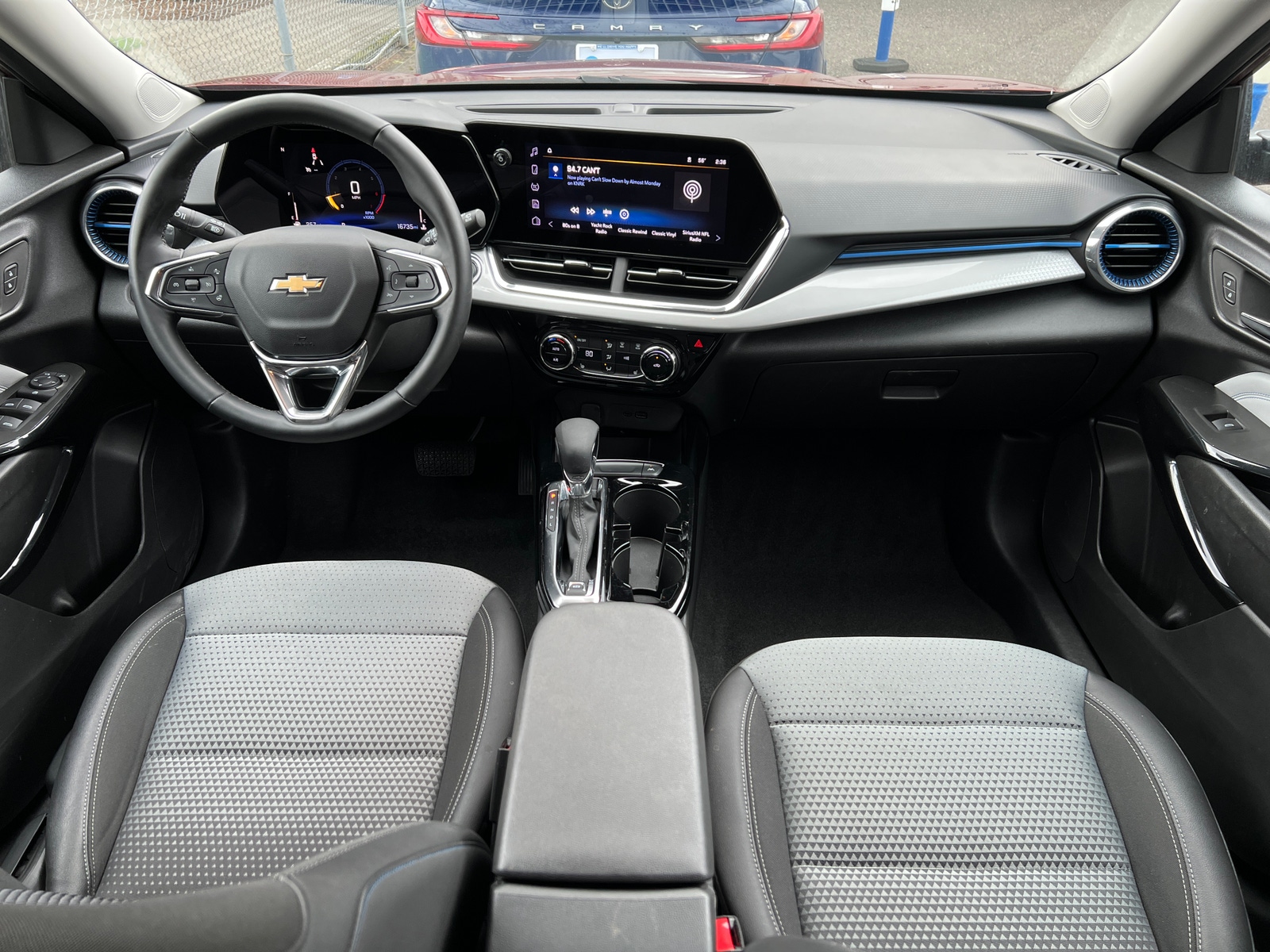 Thumbnail: 2025 Chevrolet Trax - 3