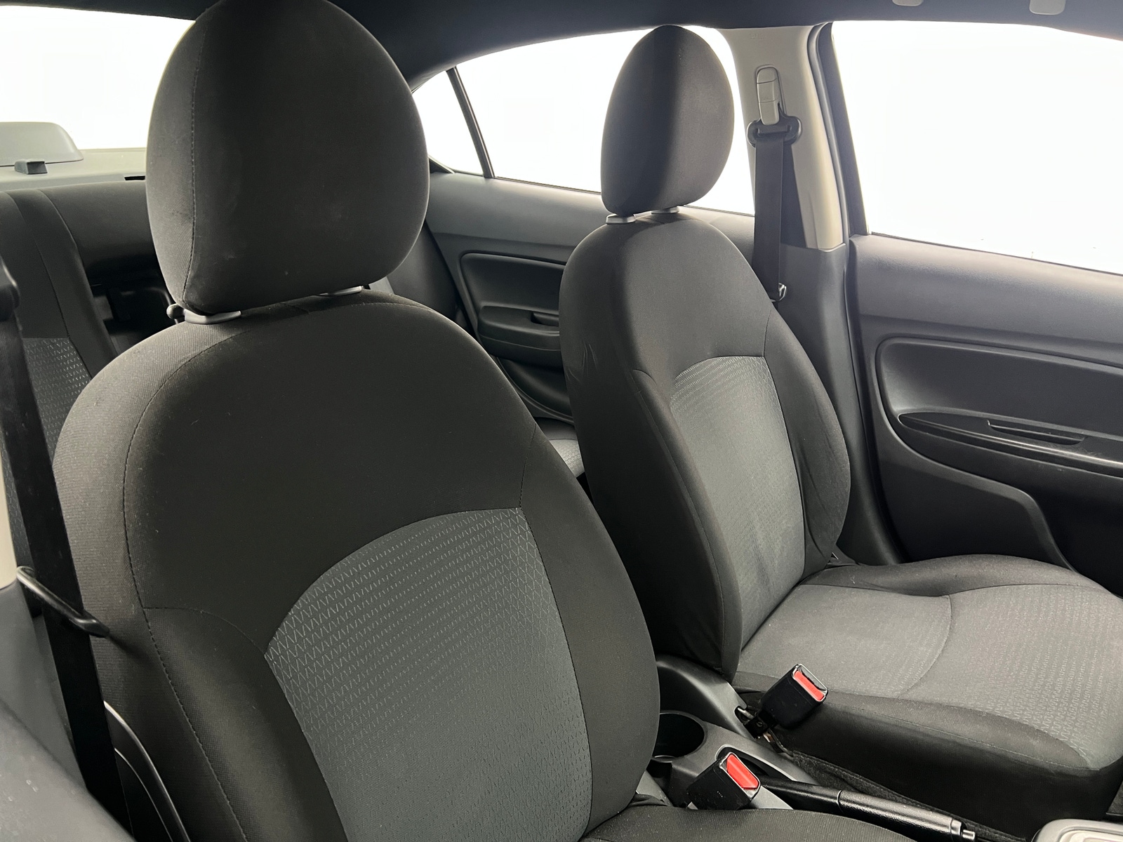 Thumbnail: 2023 Mitsubishi Mirage G4 - 2